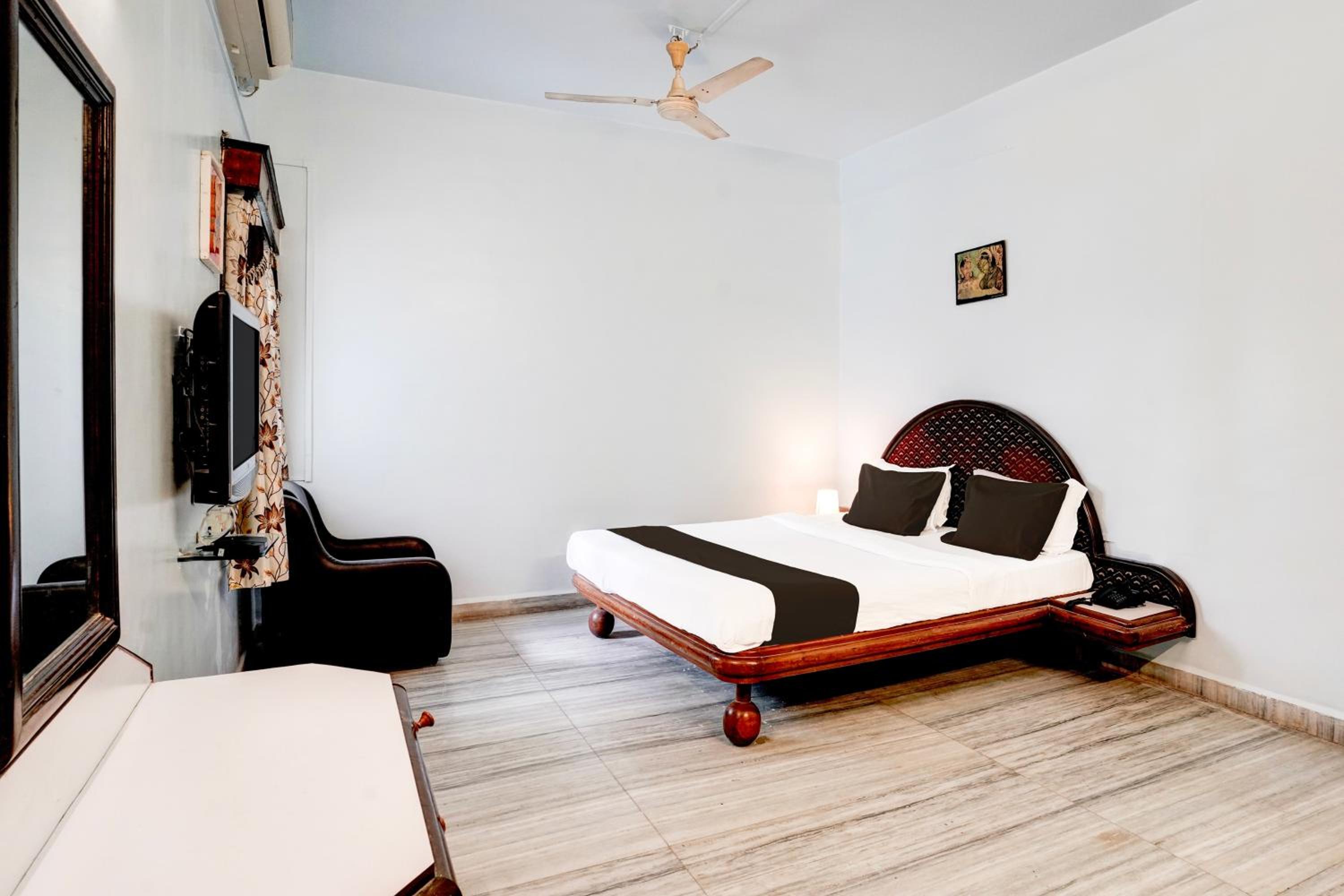 Triple Room with Bath