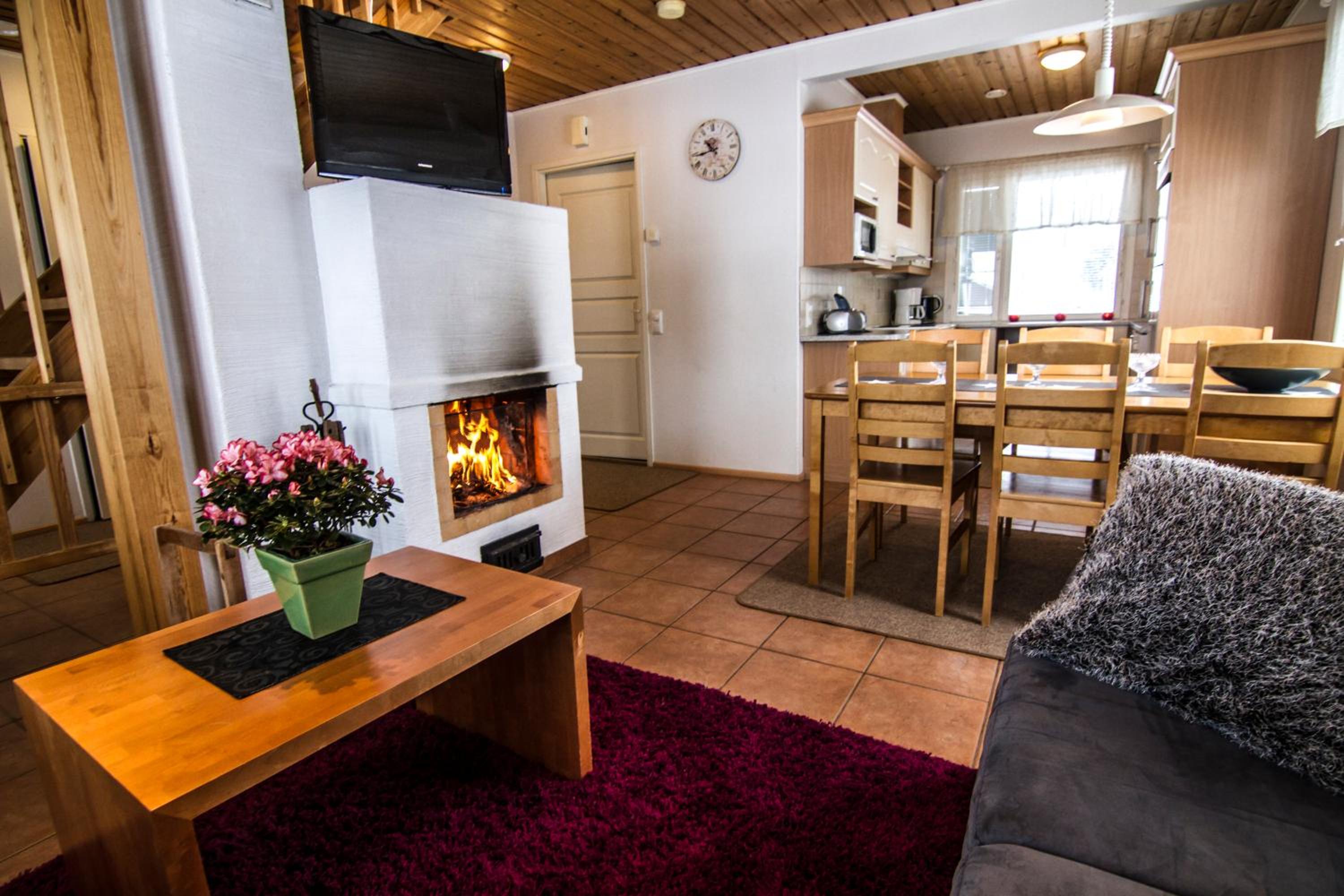 Two-Bedroom Apartment - Photo 8