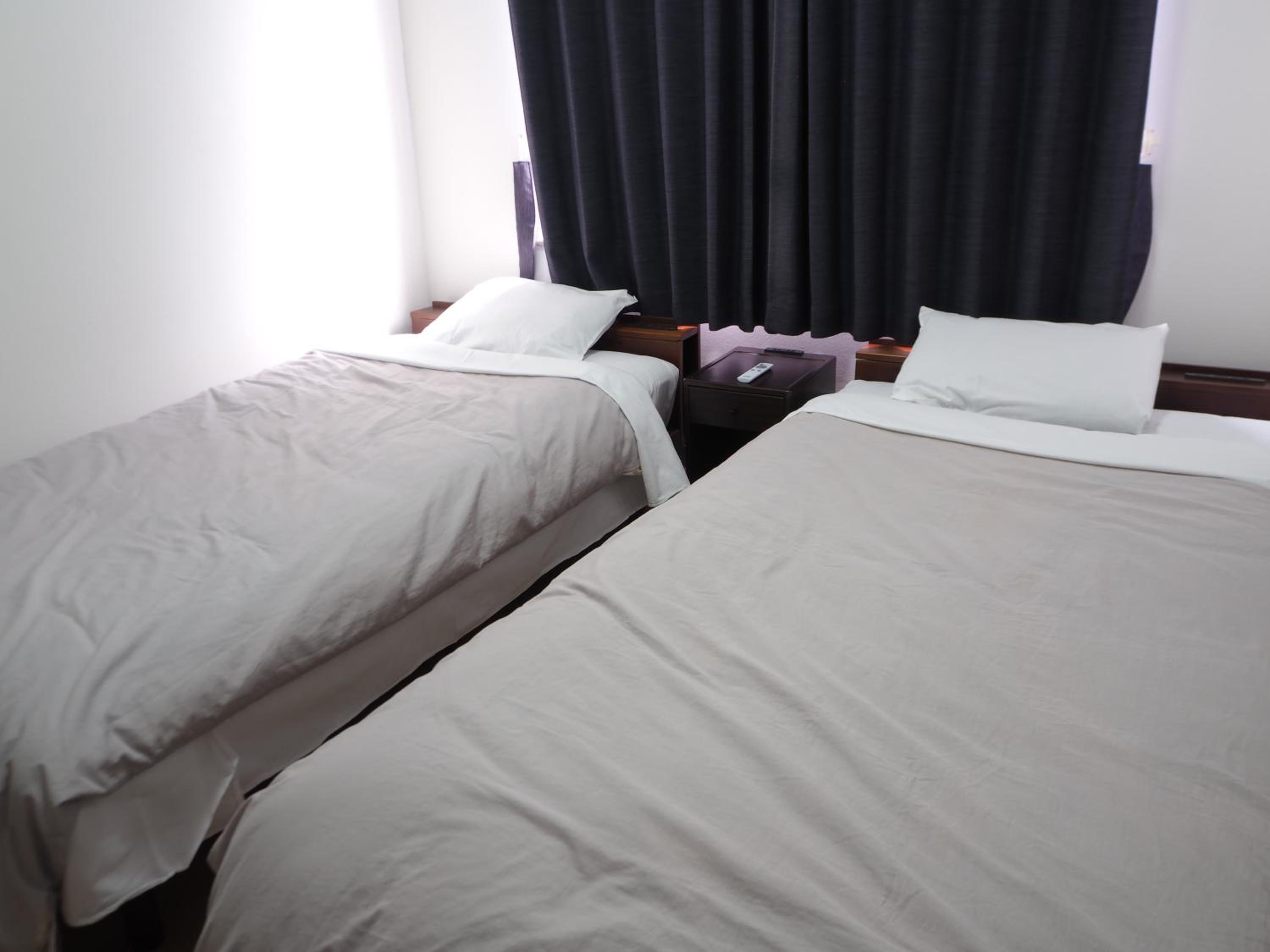 Twin Room with Shared Bathroom - Annex 2nd Floor - Non-Smoking photo 1