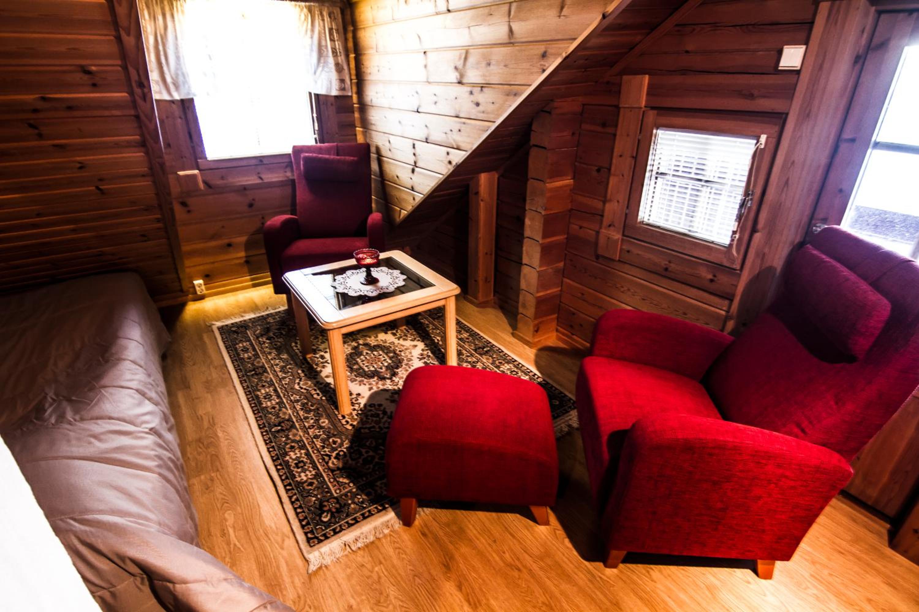 Two-Bedroom Cottage with Sauna - Honka - Photo 10