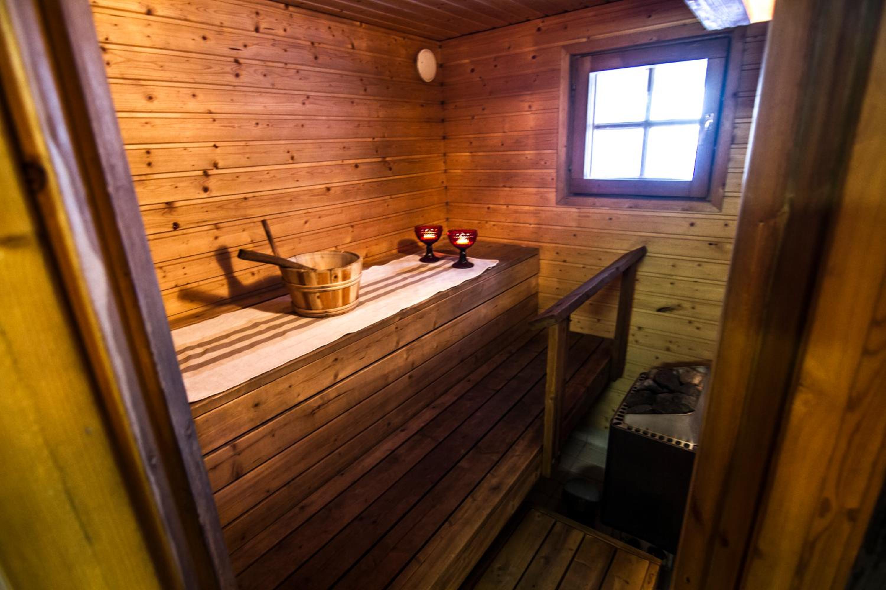 Two-Bedroom Cottage with Sauna - Honka - Photo 15