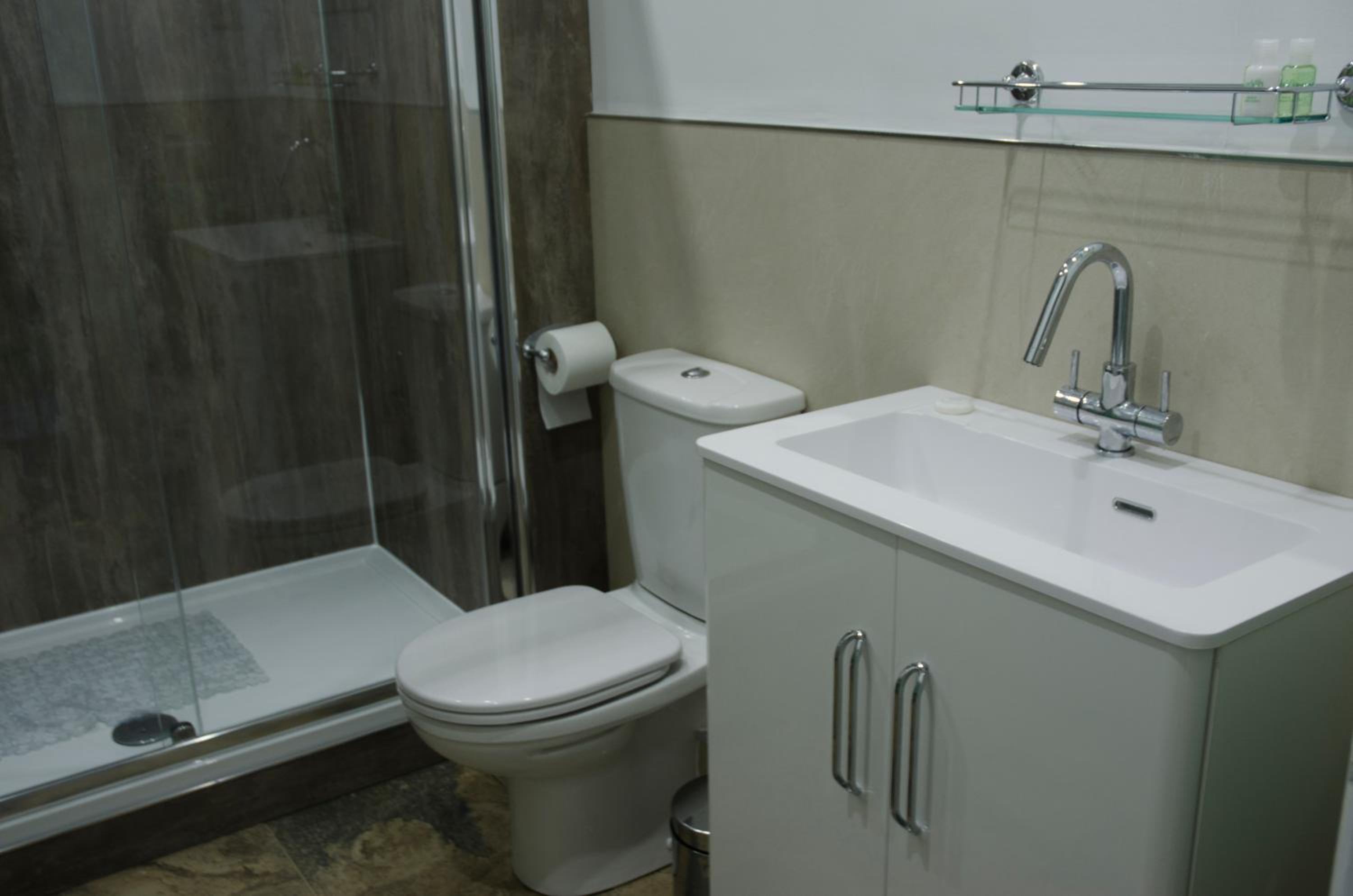 Deluxe Double Room - Photo 15
