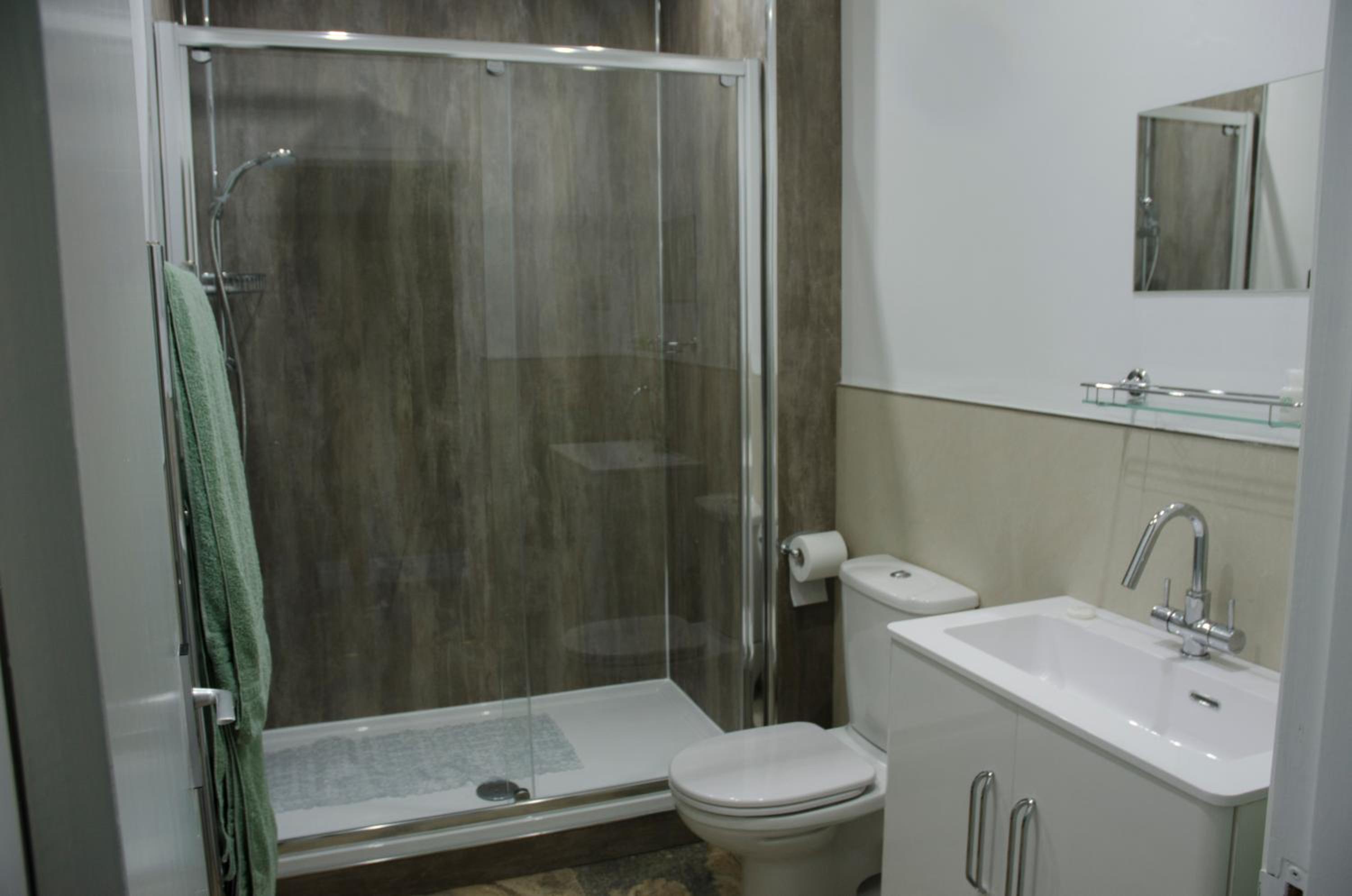 Deluxe Double Room - Photo 17