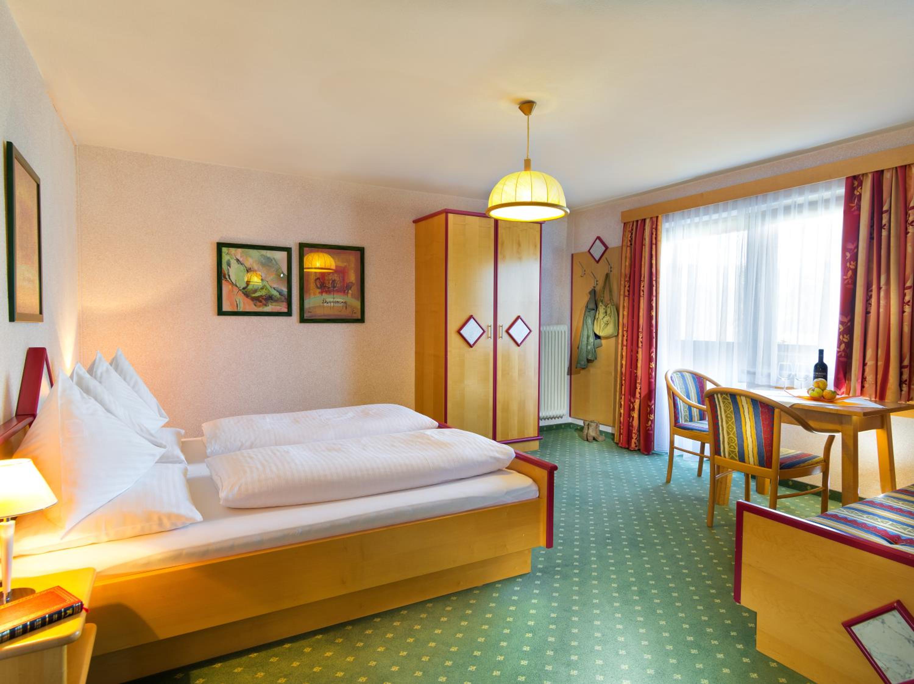 Standard Double Room photo 2