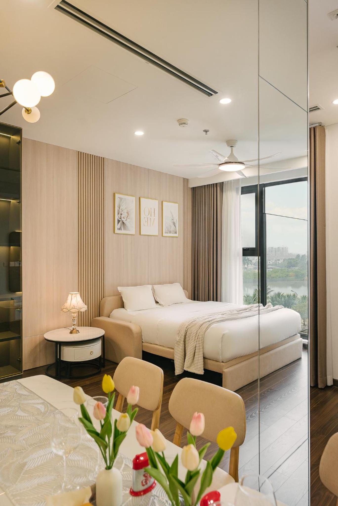 Studio Apartment with King Bed - Photo 6