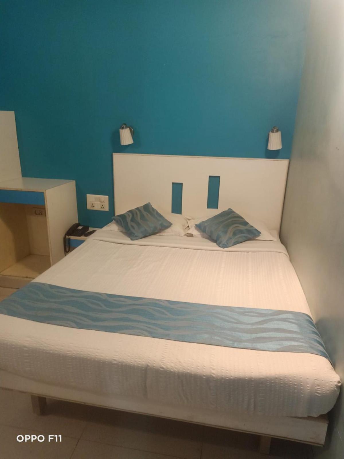 Standard AC Room photo 3