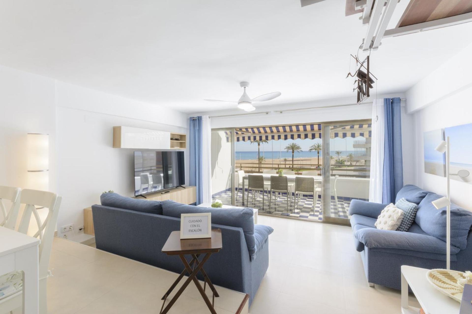 Four-Bedroom Luxury Apartment photo 2
