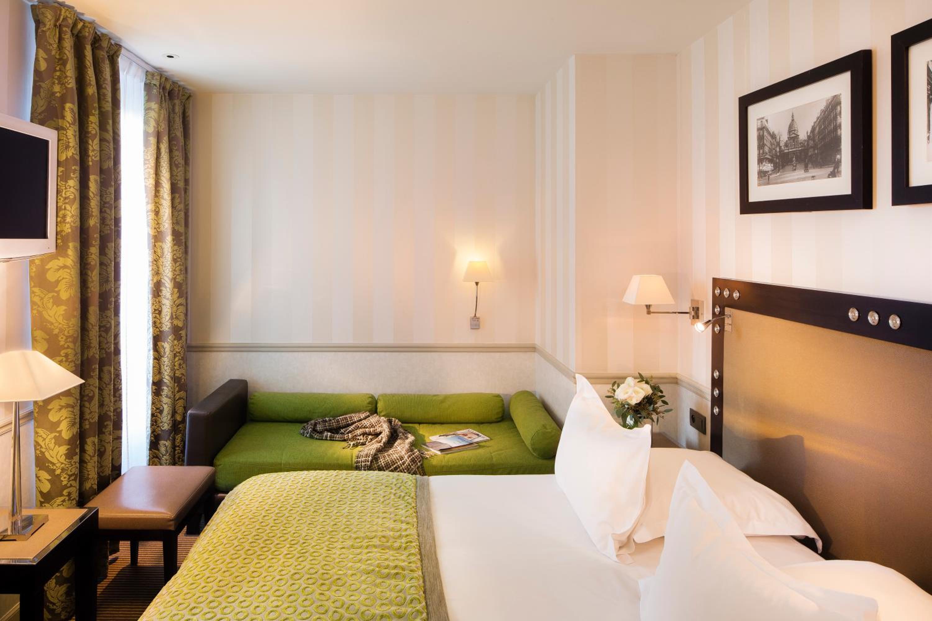 Superior Triple Room