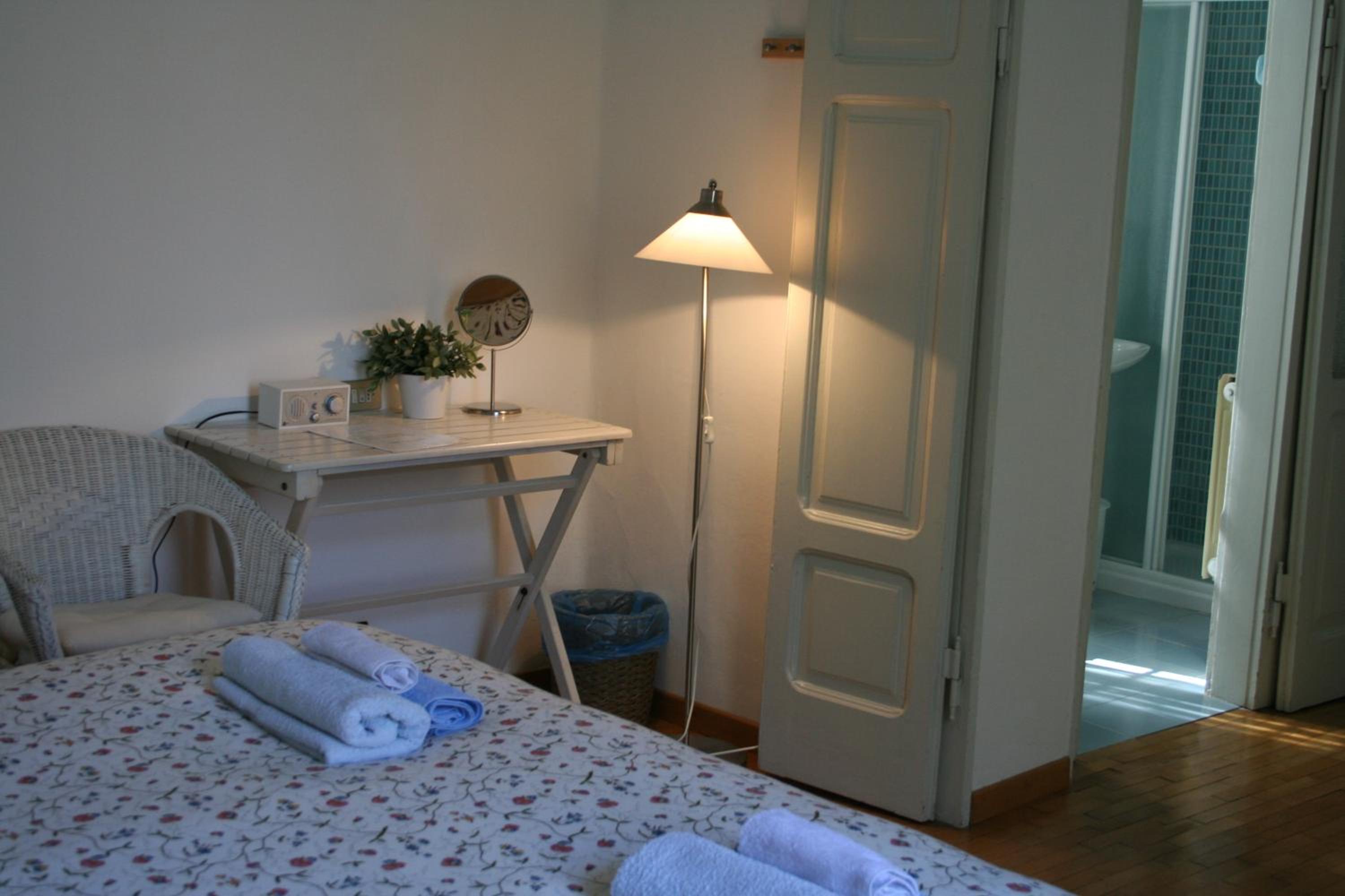 Double or Twin Room with Private External Bathroom photo 3
