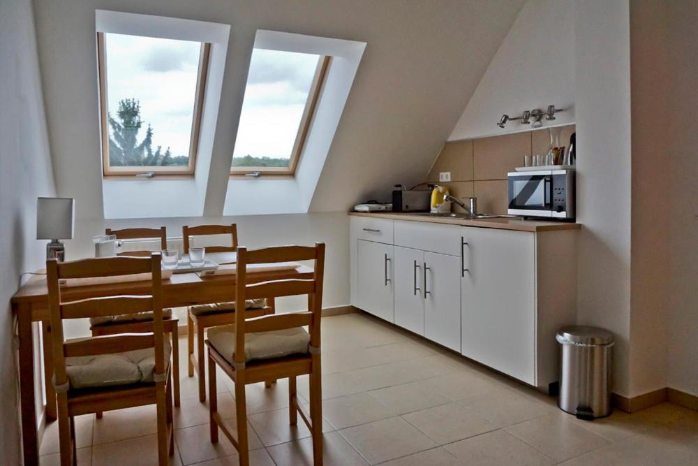 Family Studio - Photo 2
