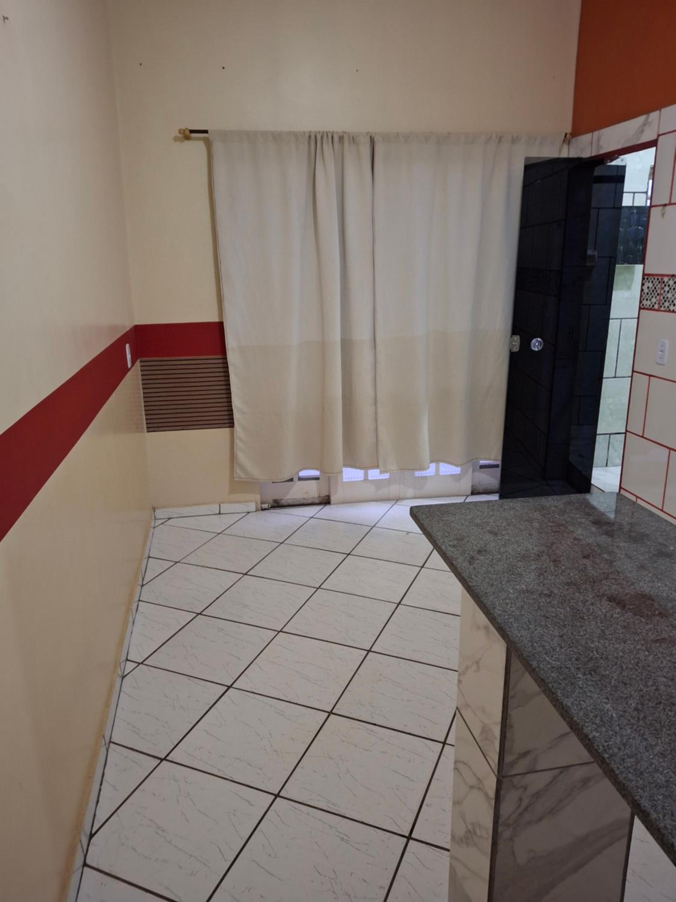 Family Room with Private Bathroom photo 2