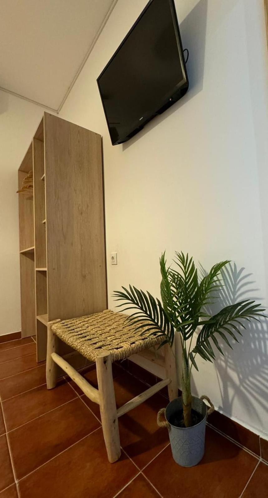 Apartment - Ground Floor photo 2