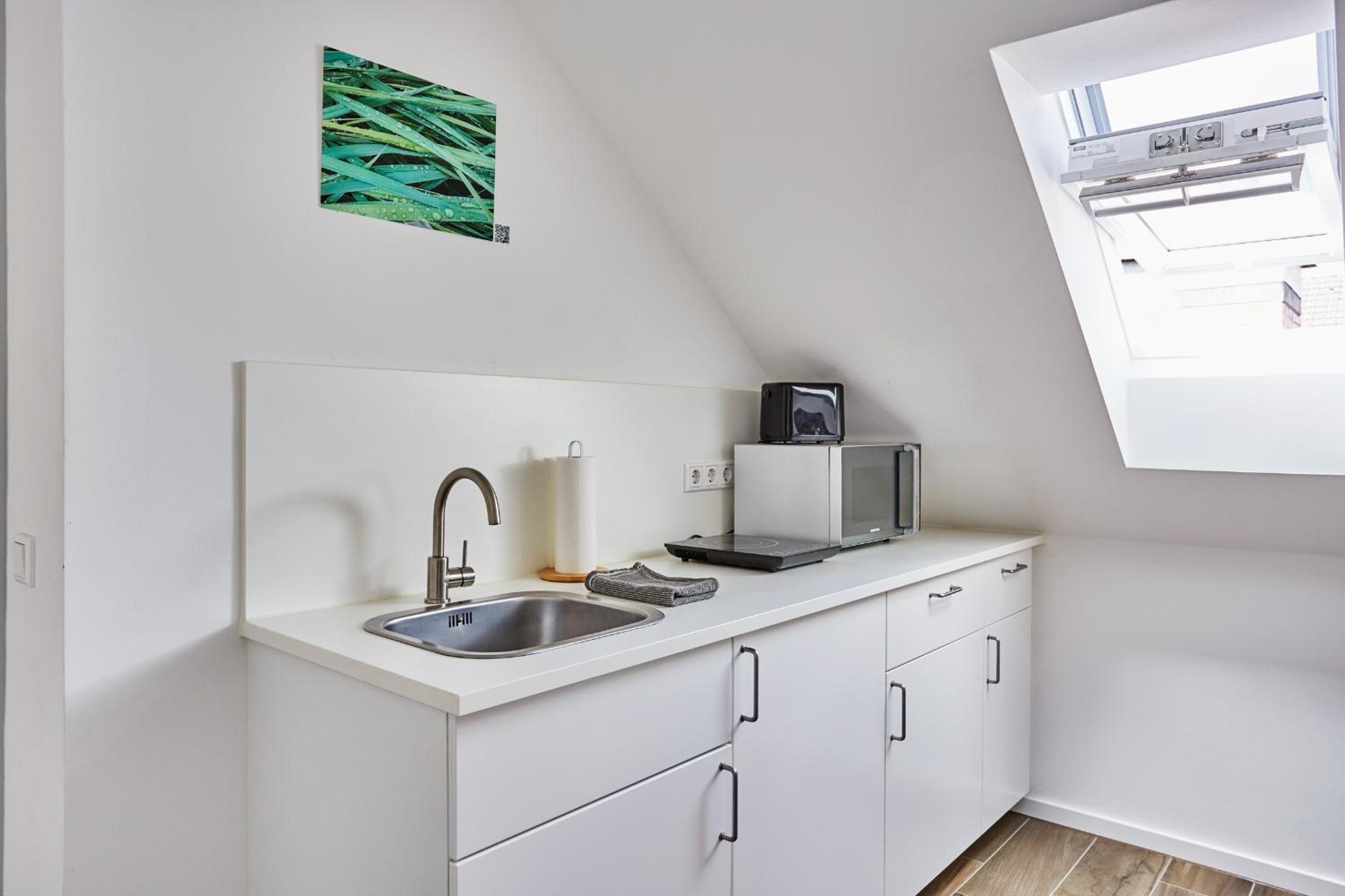 Studio Apartment photo 1