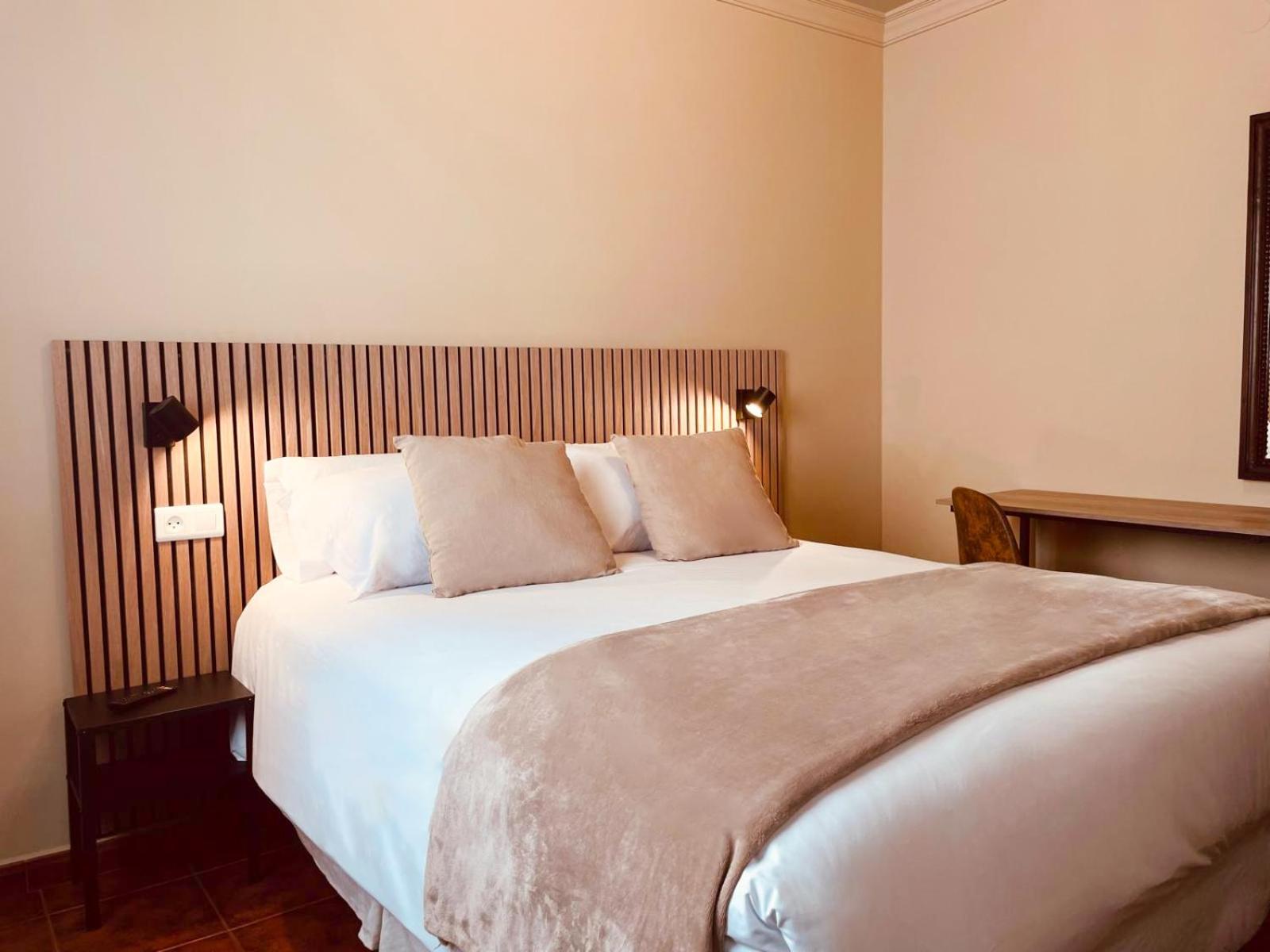 Standard Double Room - Photo 1