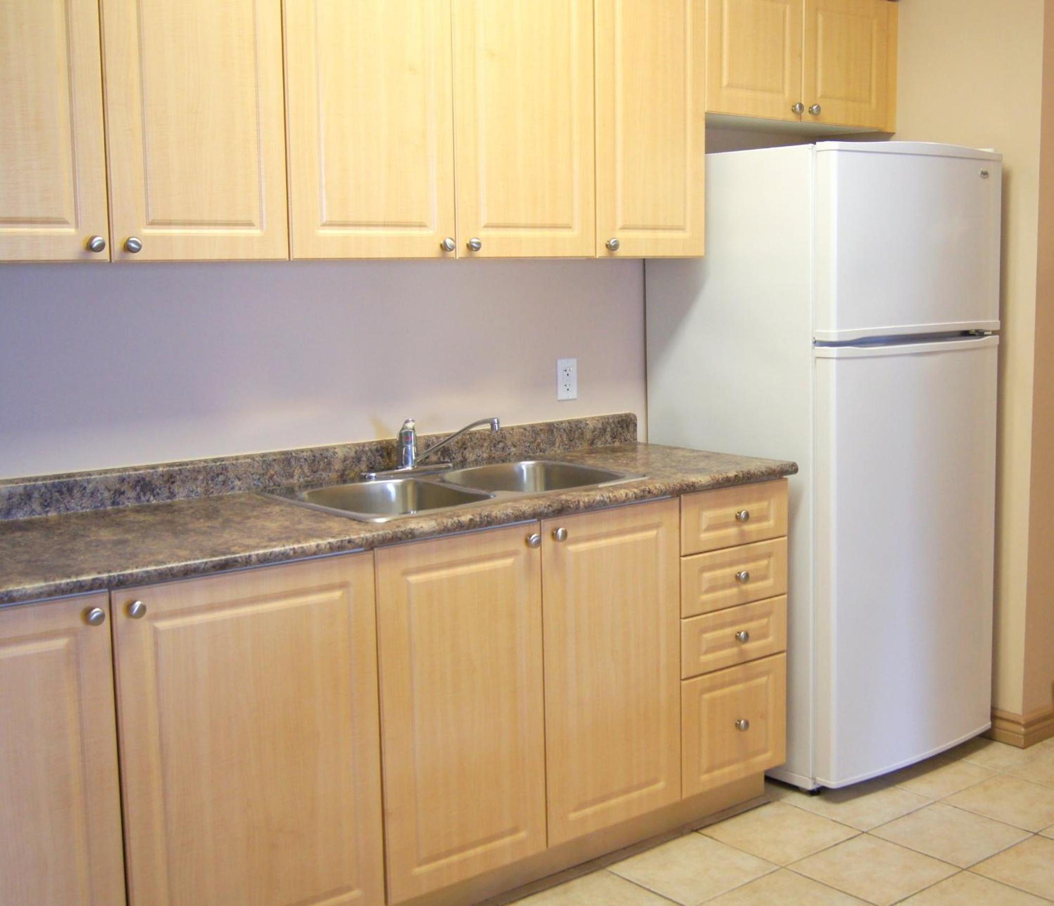 Three-Bedroom Apartment photo 2