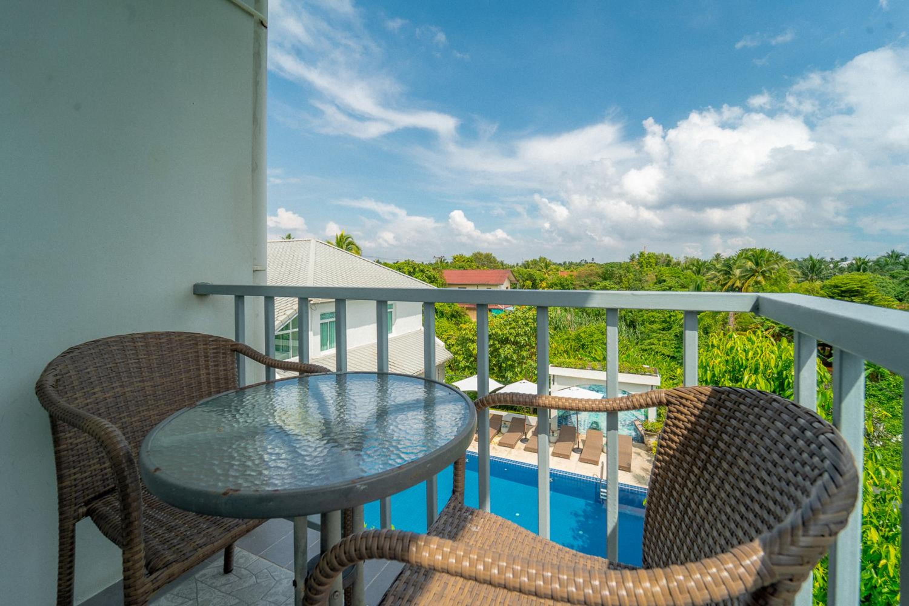 Twin Room with Balcony photo 2