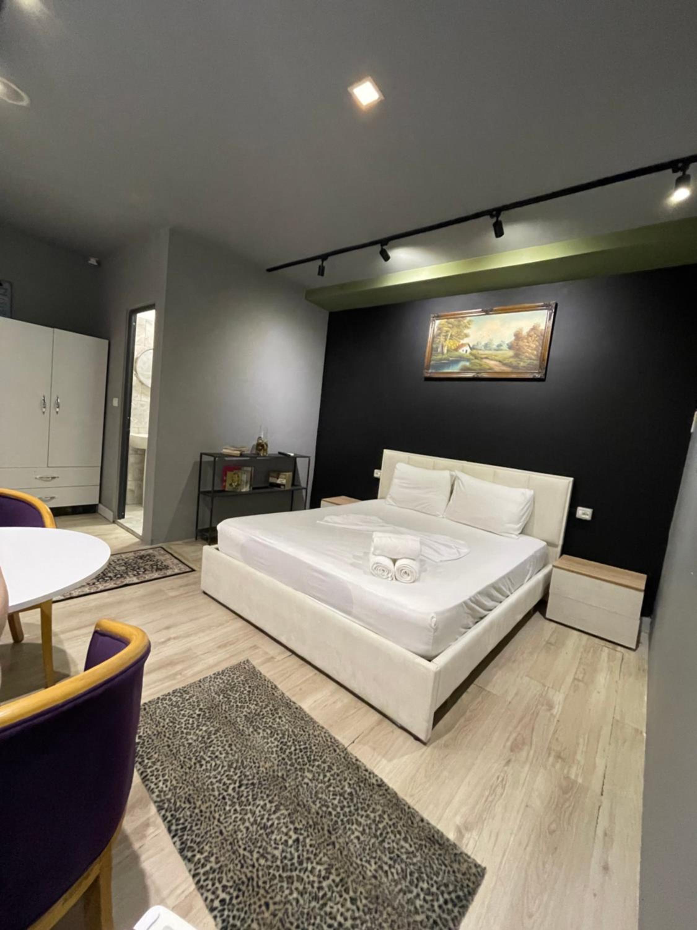 Large Double Room
