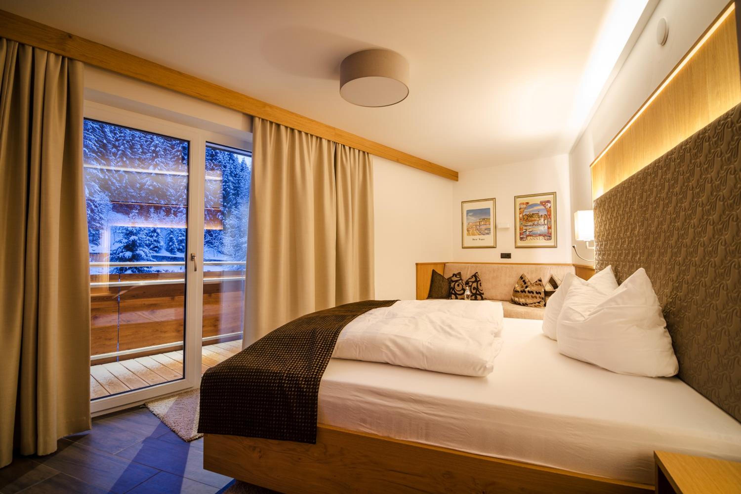Superior Double Room photo 1