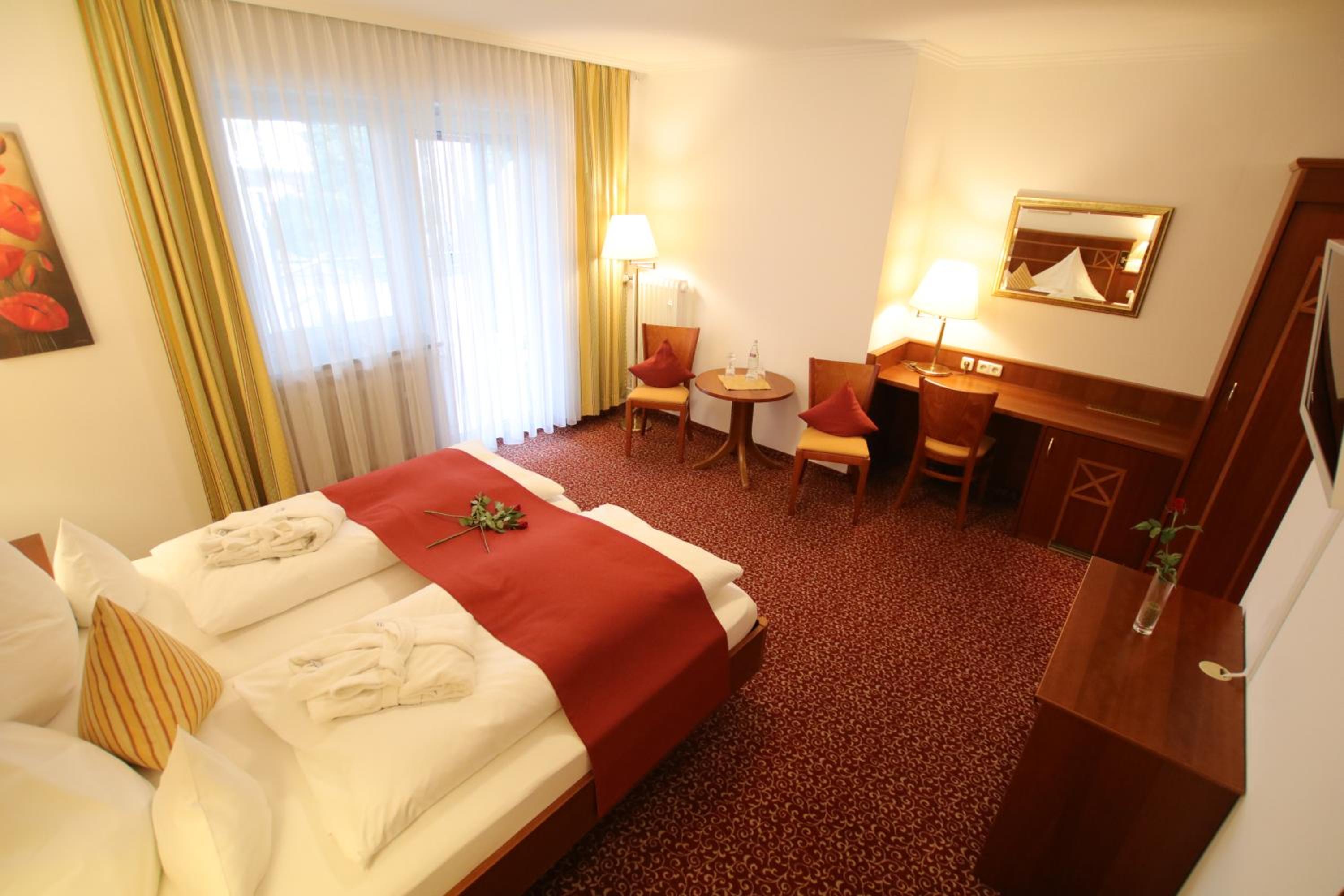 Double Room with Garden View - Photo 1