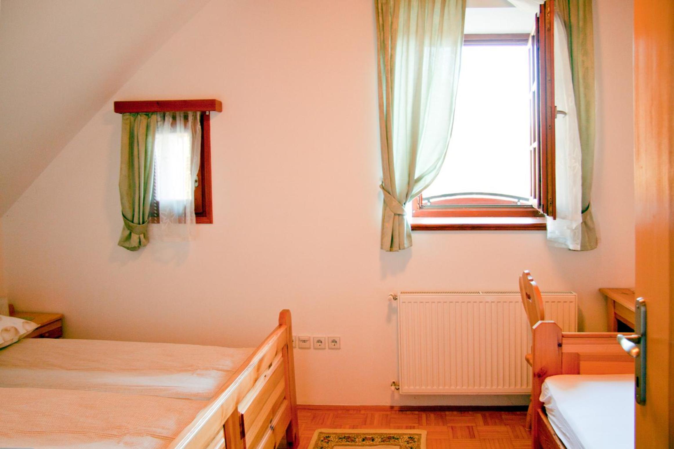 Classic Triple Room photo 1
