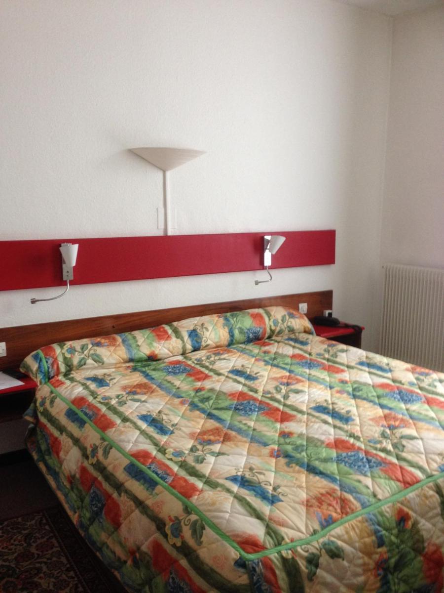 Economy Double Room photo 1