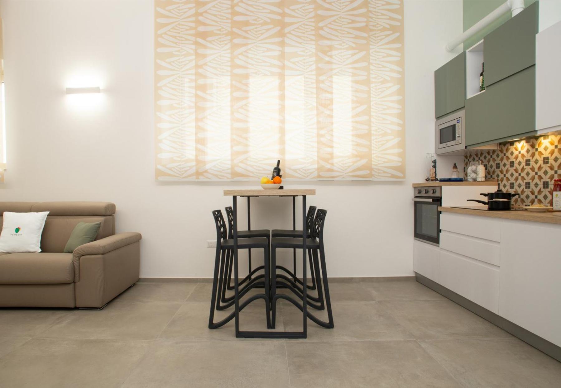 One-Bedroom Apartment