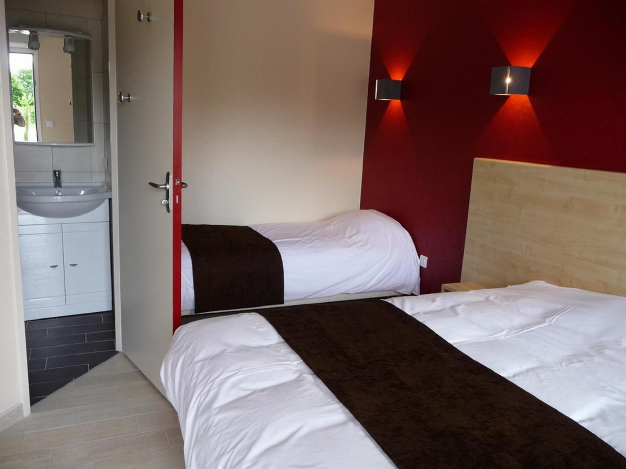 Standard Twin Room with Garden View photo 1