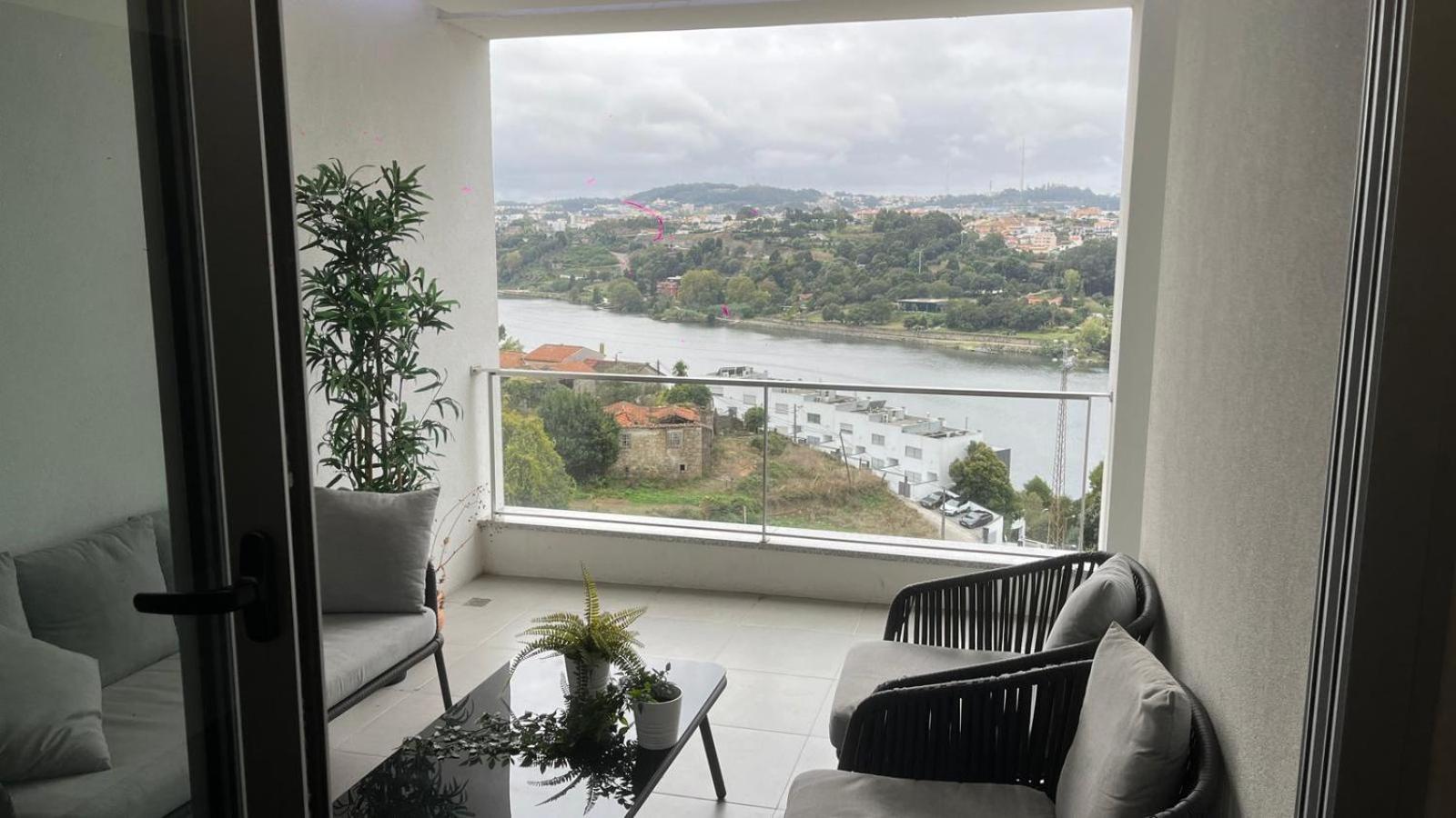 Three-Bedroom Apartment with Water View