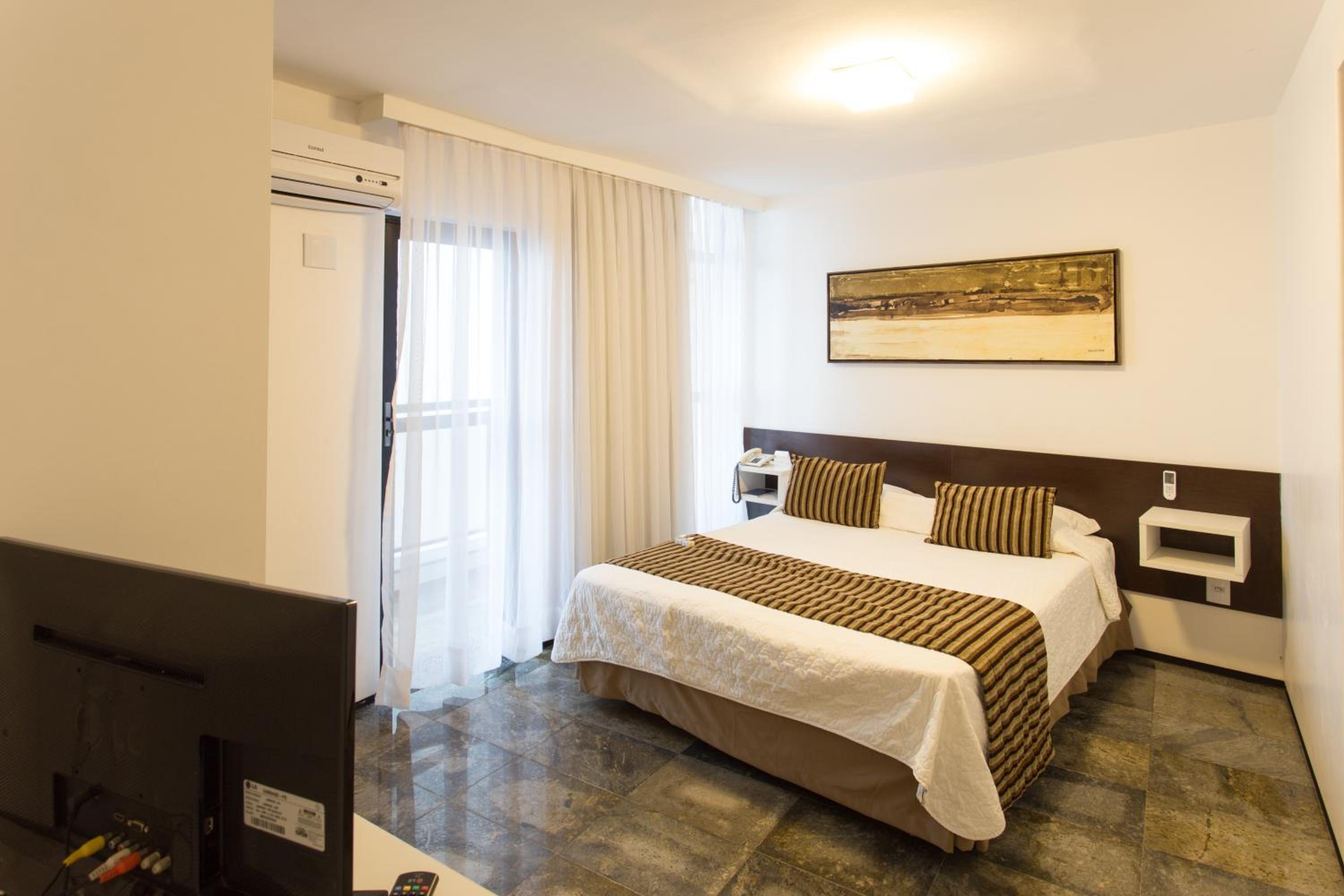 Three-Bedroom Sea View Royal Deluxe
