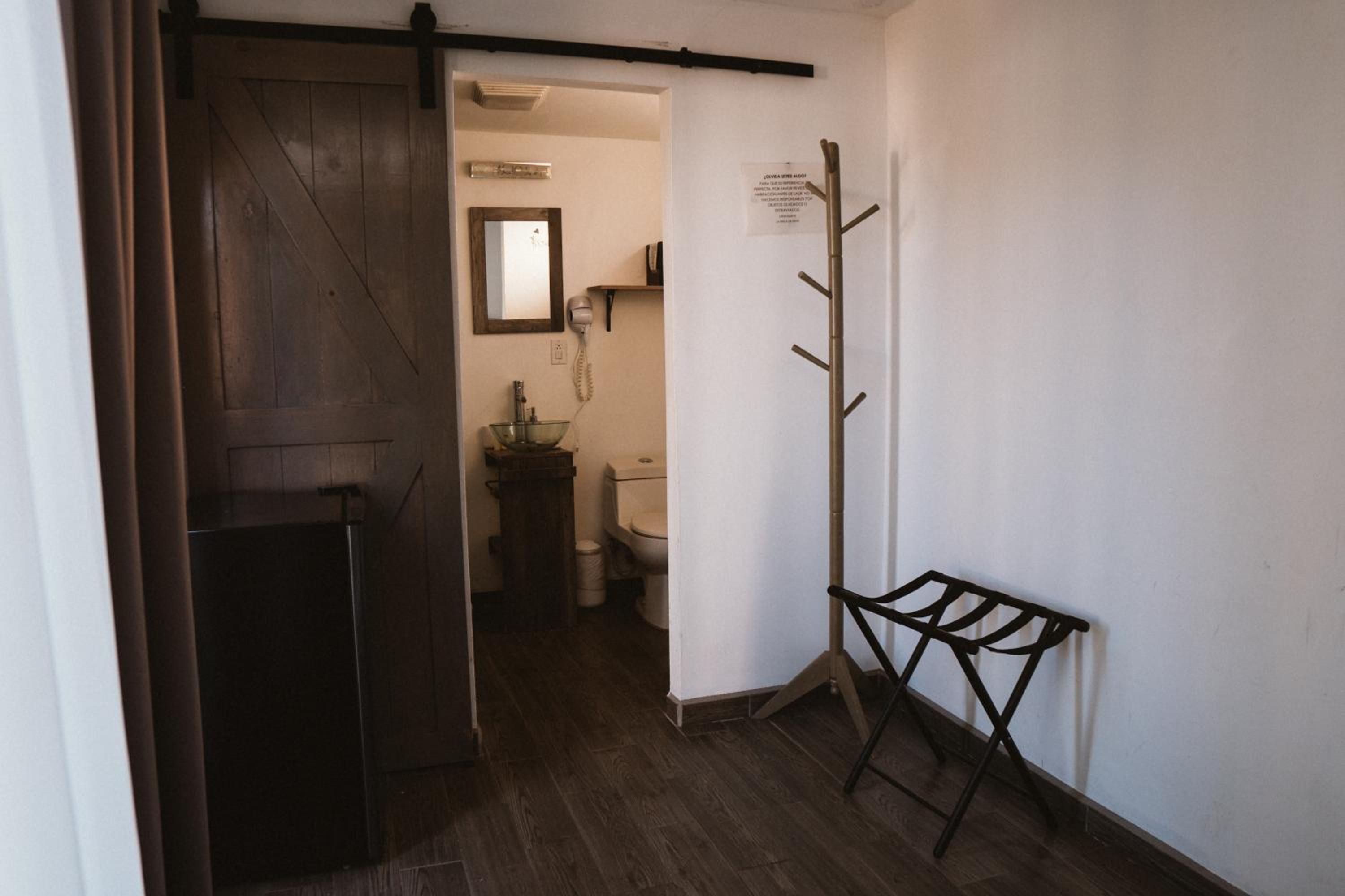 Double Room with Garden View - Photo 6