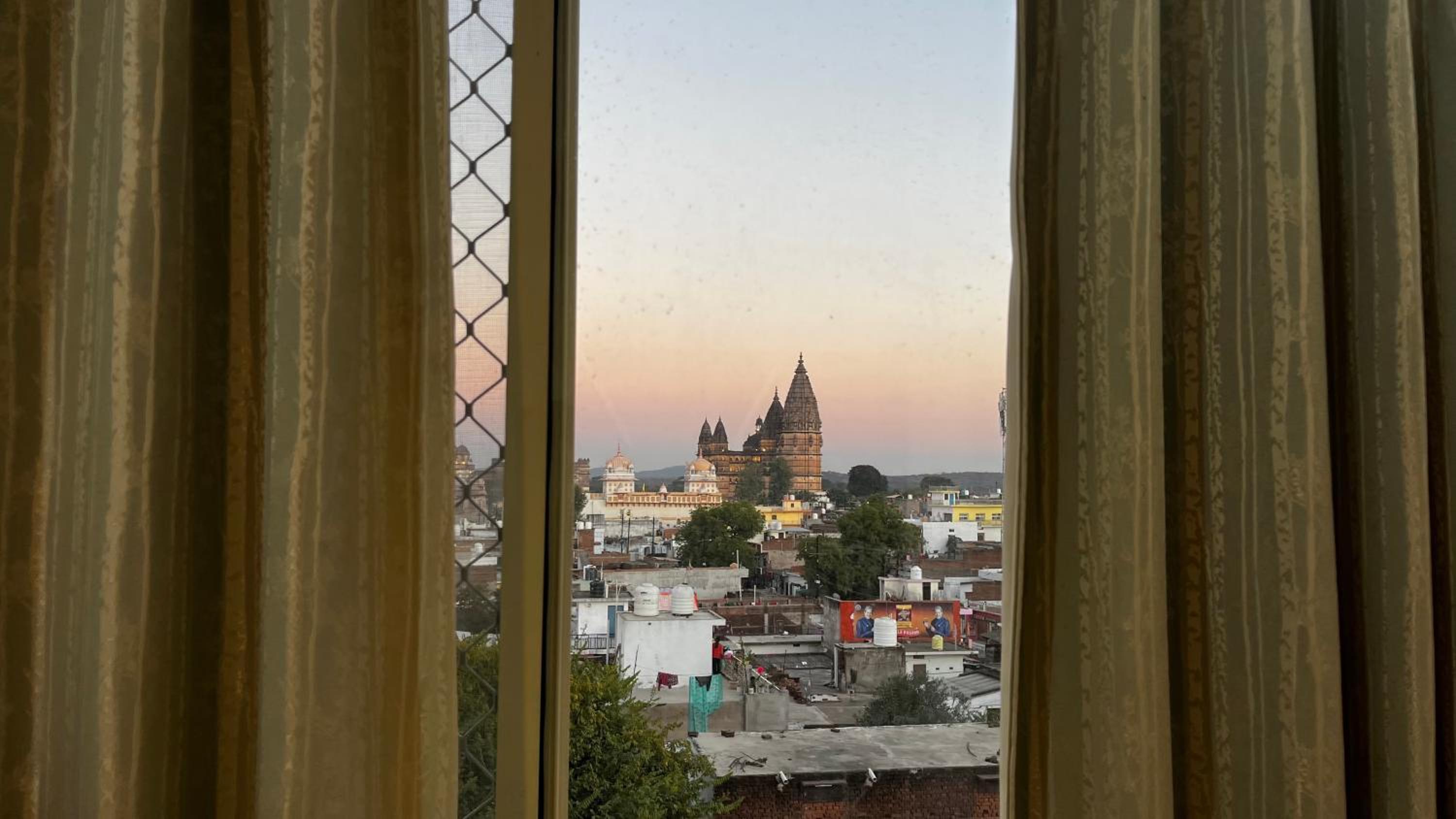 Suite with City View photo 2