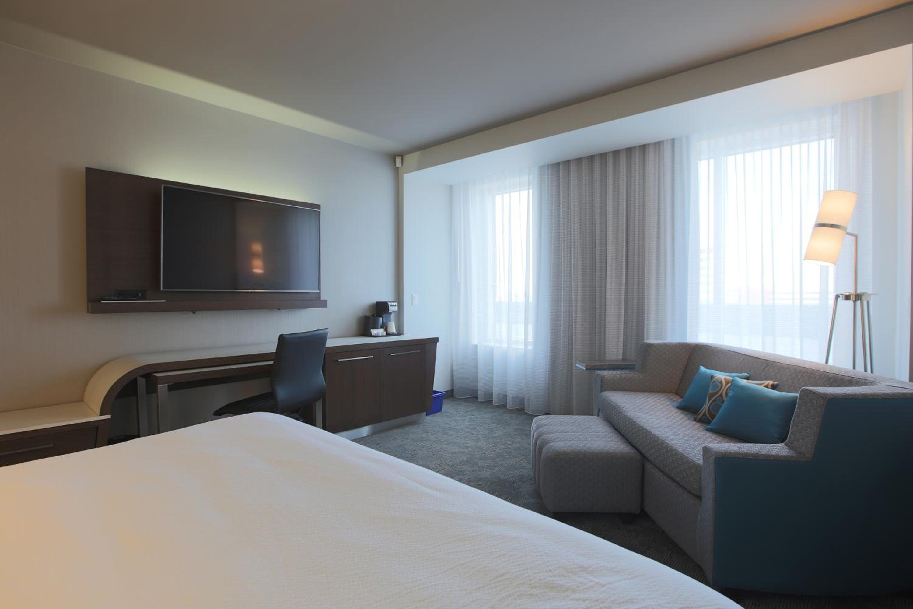 Guest room, 1 King, Sofa bed