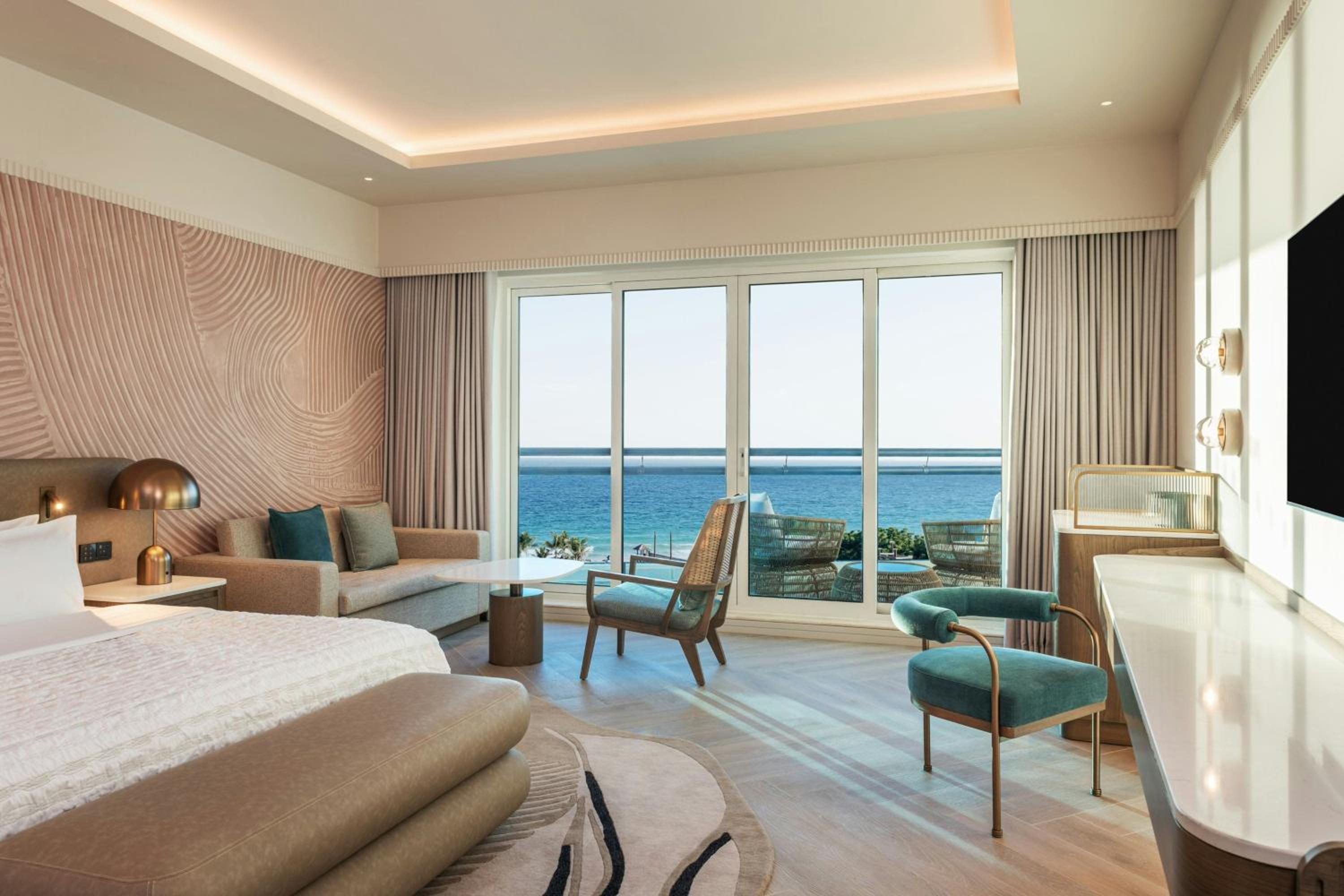 Renovated Superior King Room, Sea View and Balcony