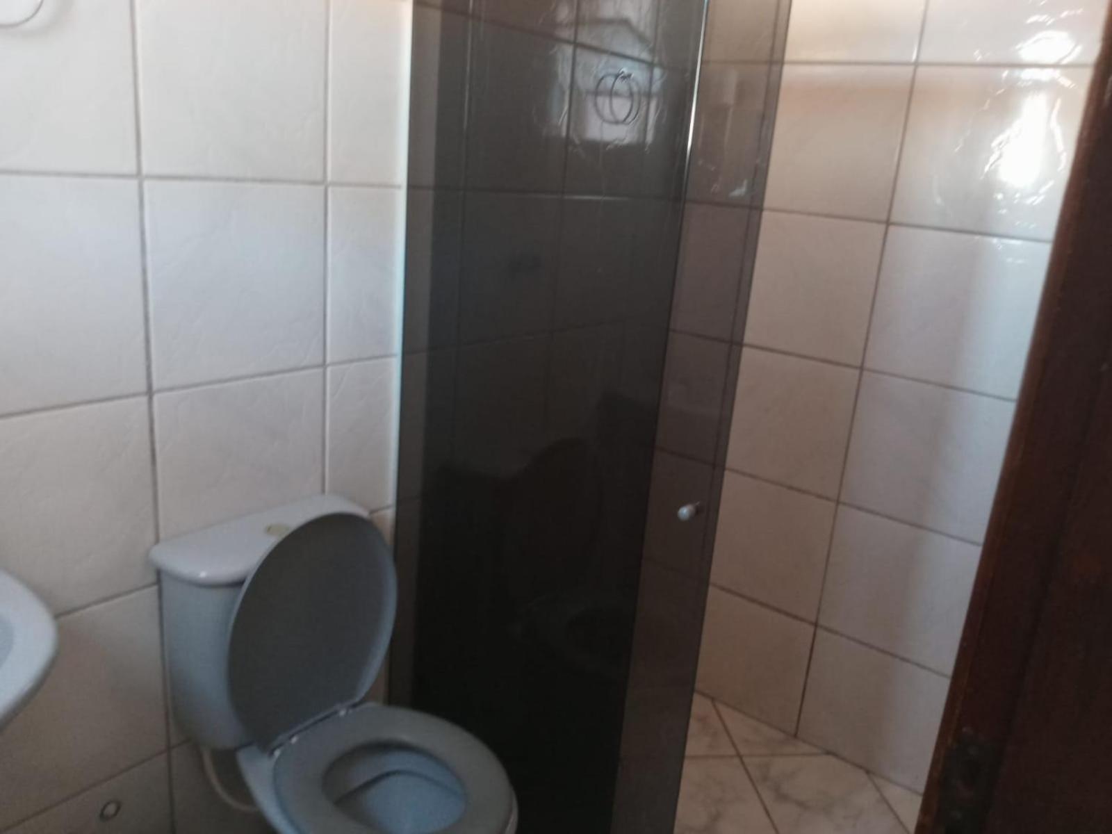 Family Room with Private Bathroom photo 3