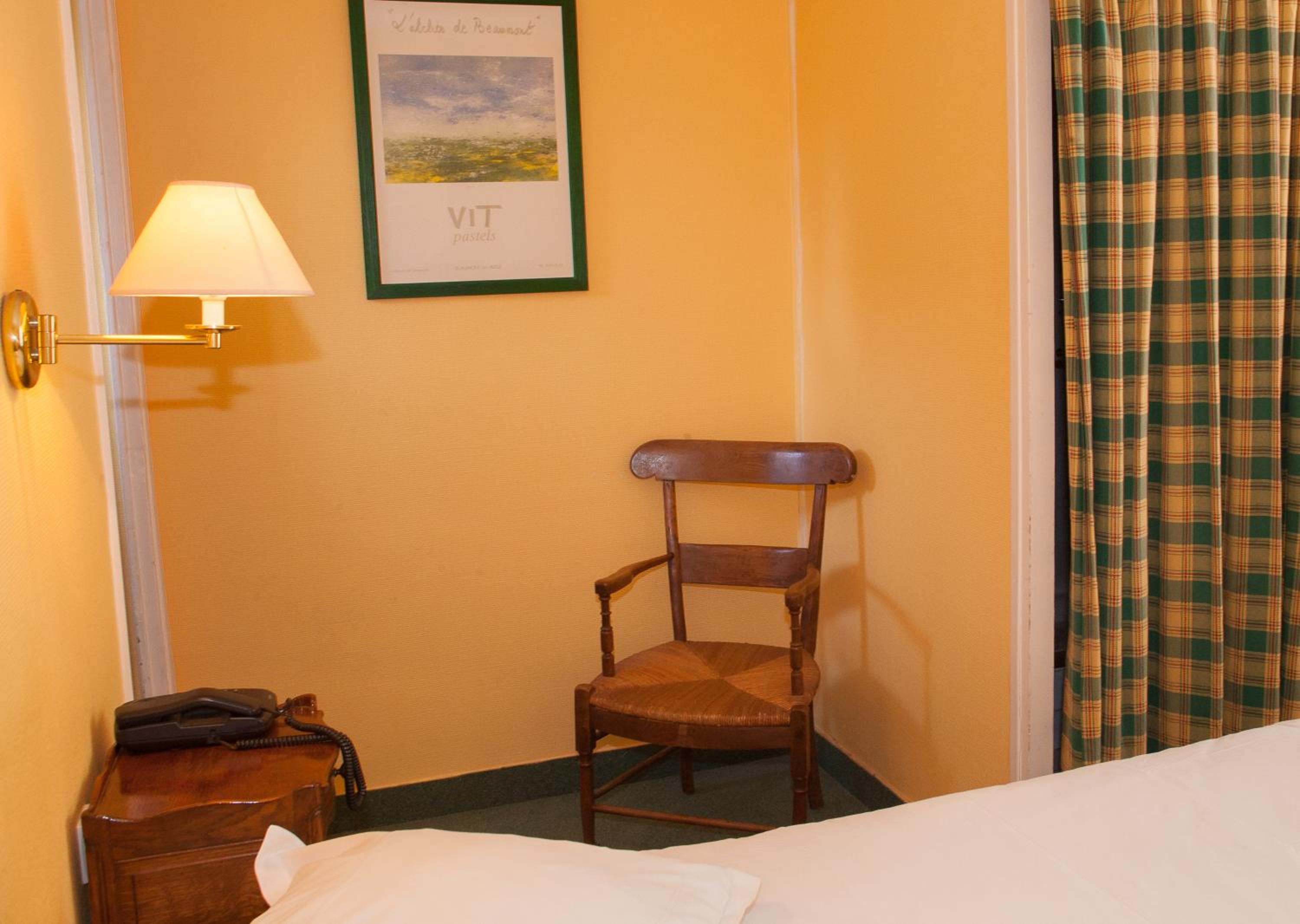 Double Room - Photo 7