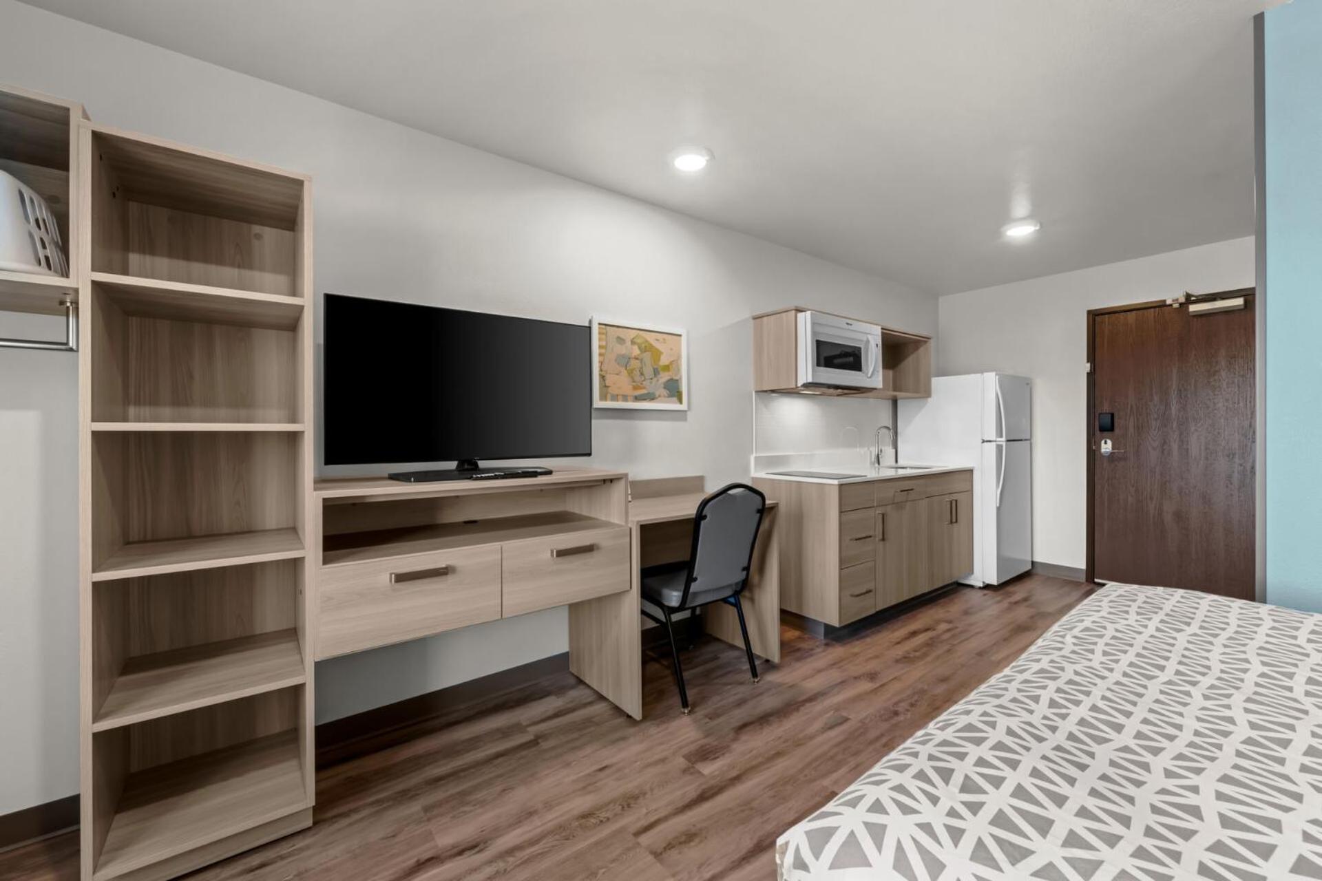 King Suite with Sofa - Non Smoking