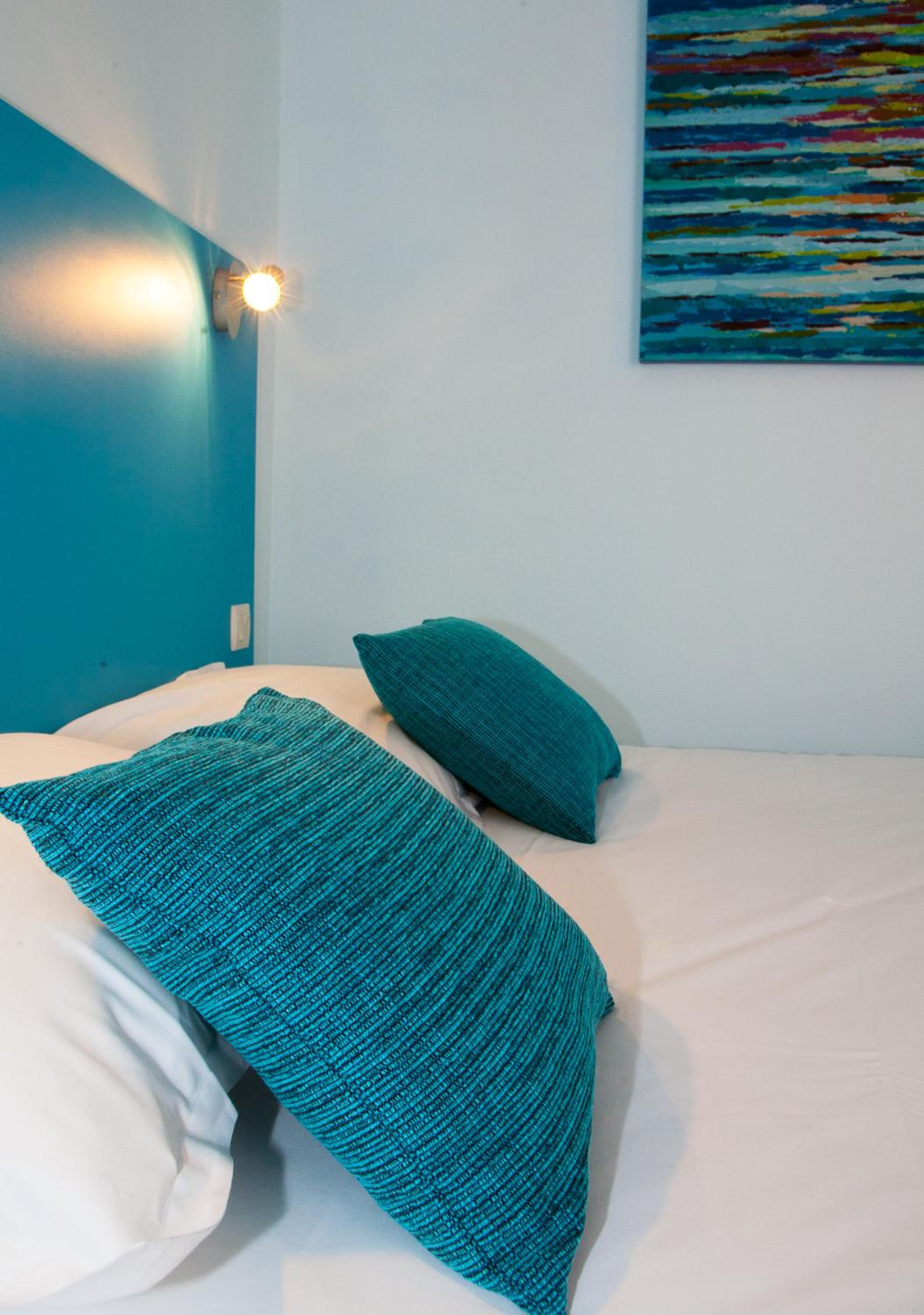 Double Room - Photo 8