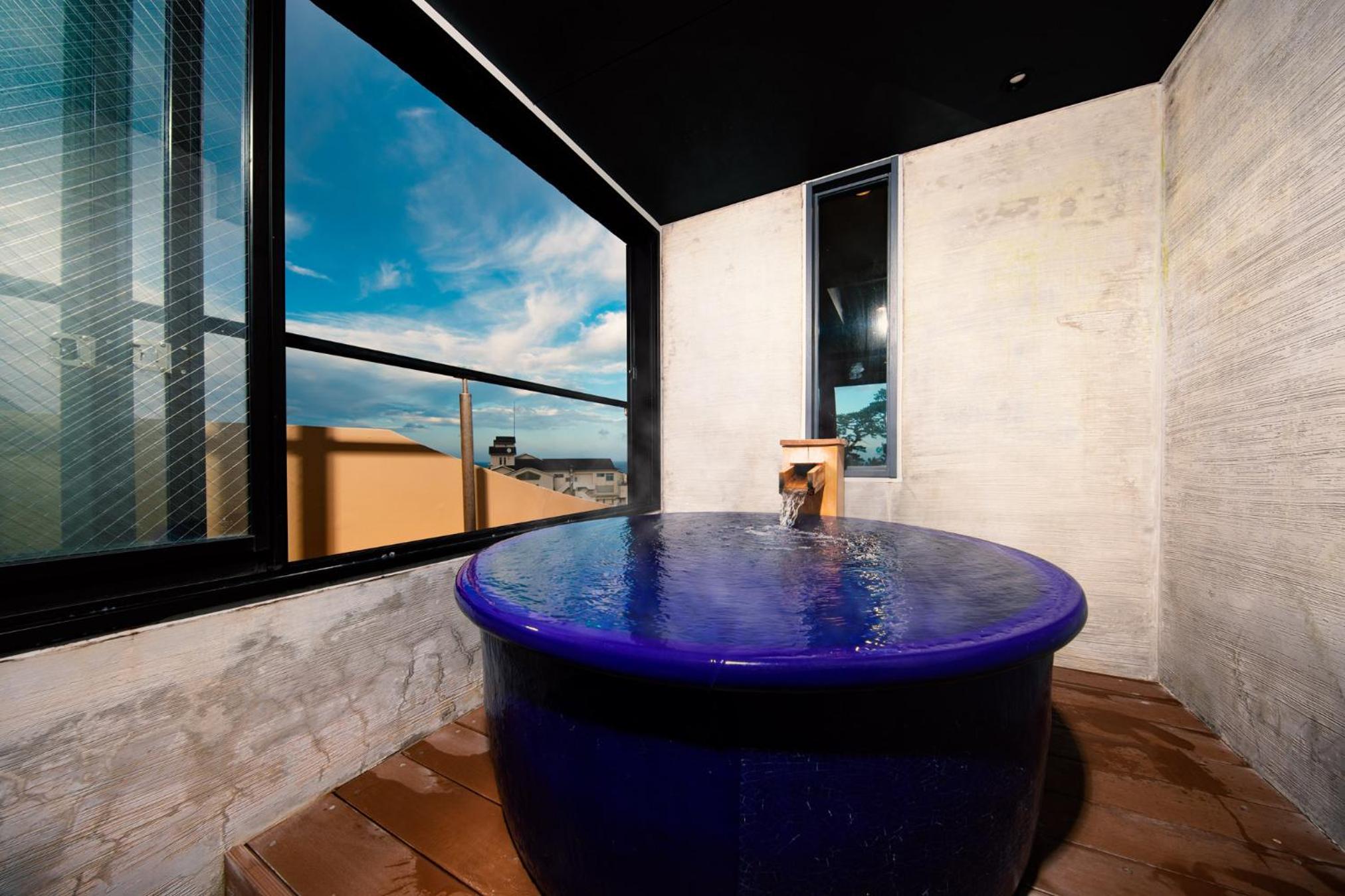 Queen Suite