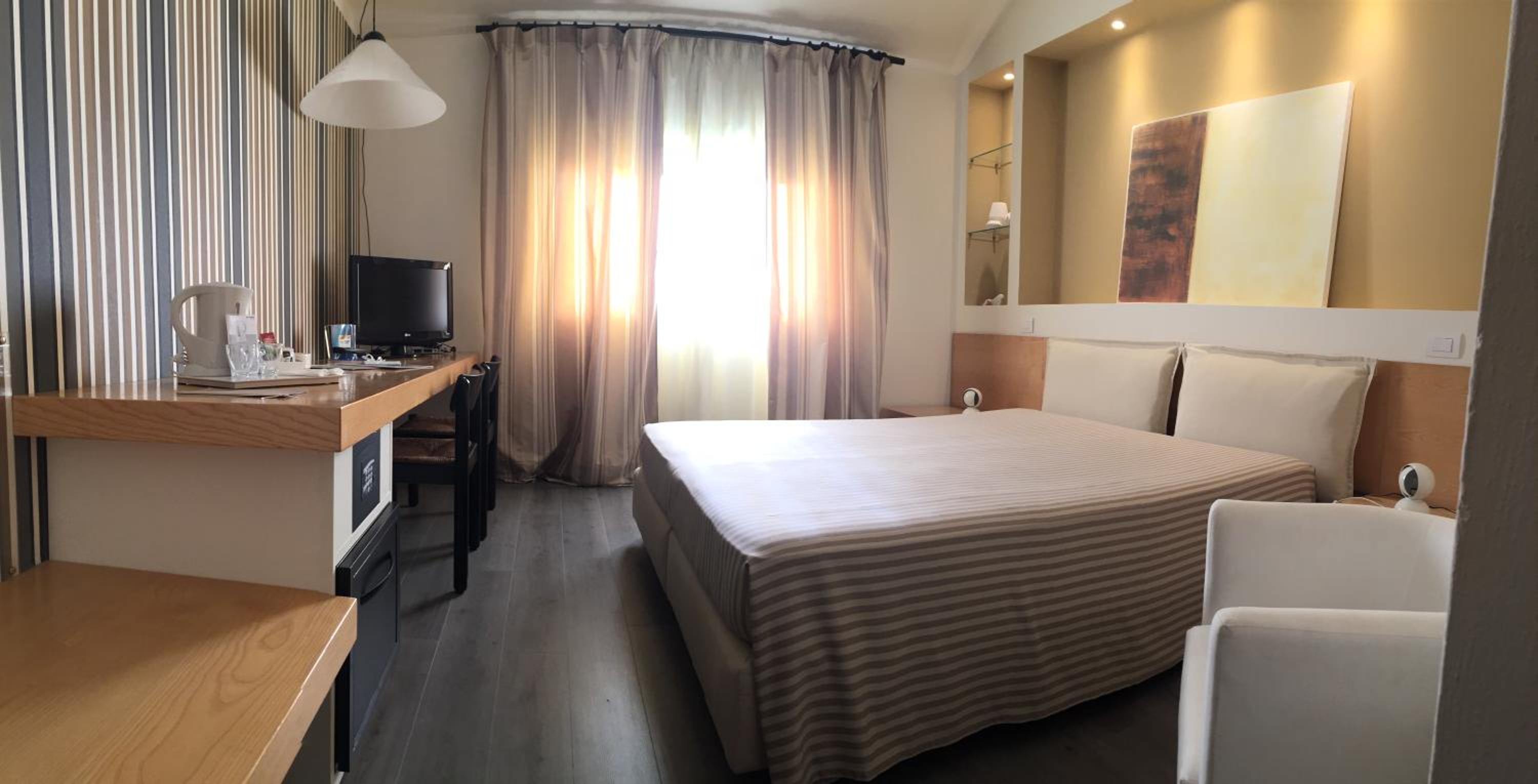 Standard Double/Twin Room - Photo 3