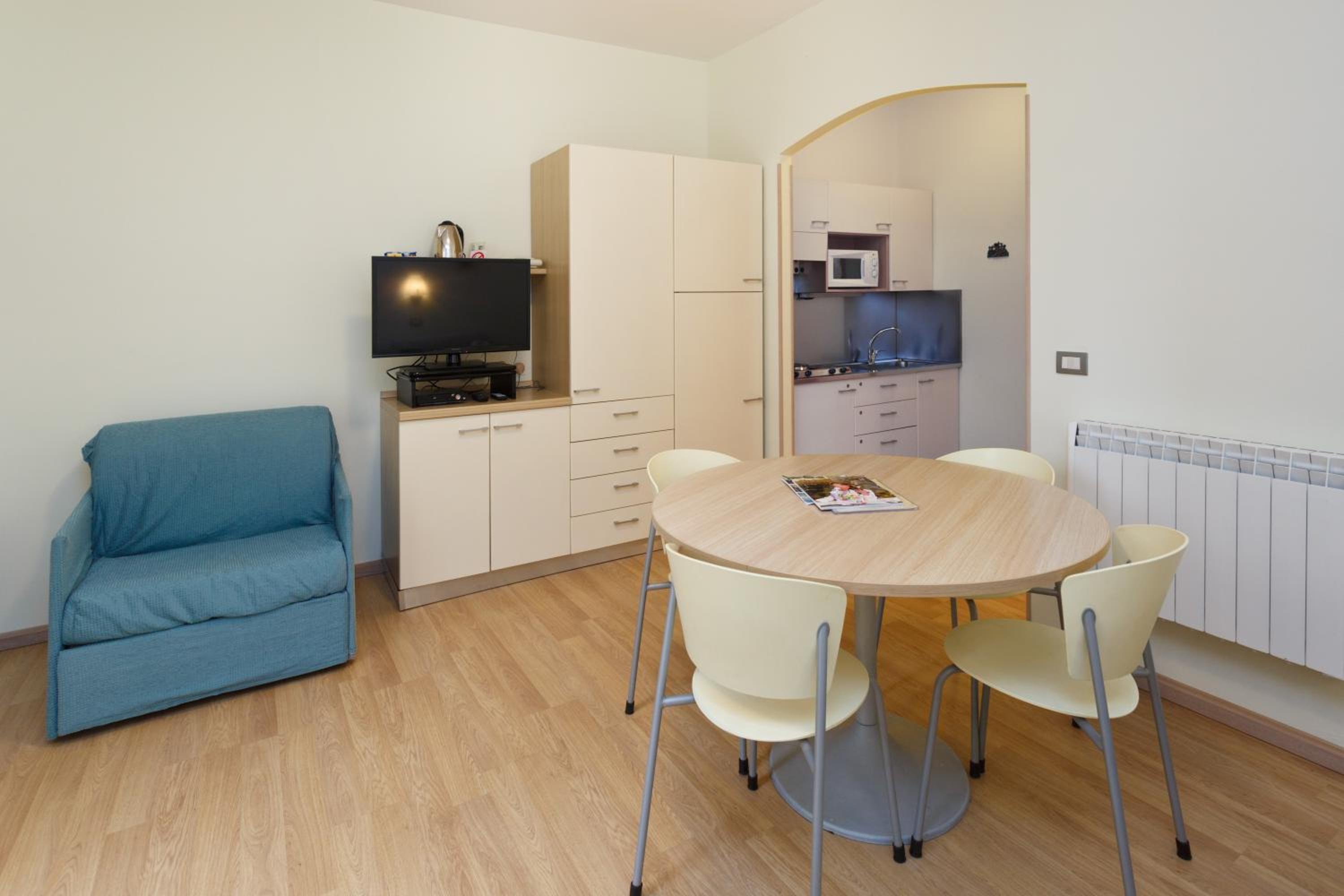 One-Bedroom Apartment - Ground Floor - Photo 7