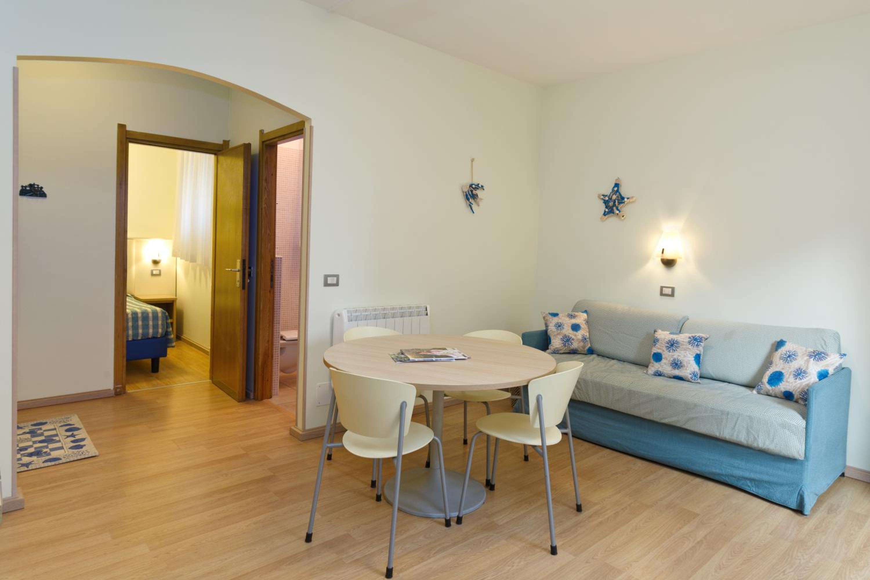 One-Bedroom Apartment - Ground Floor - Photo 12