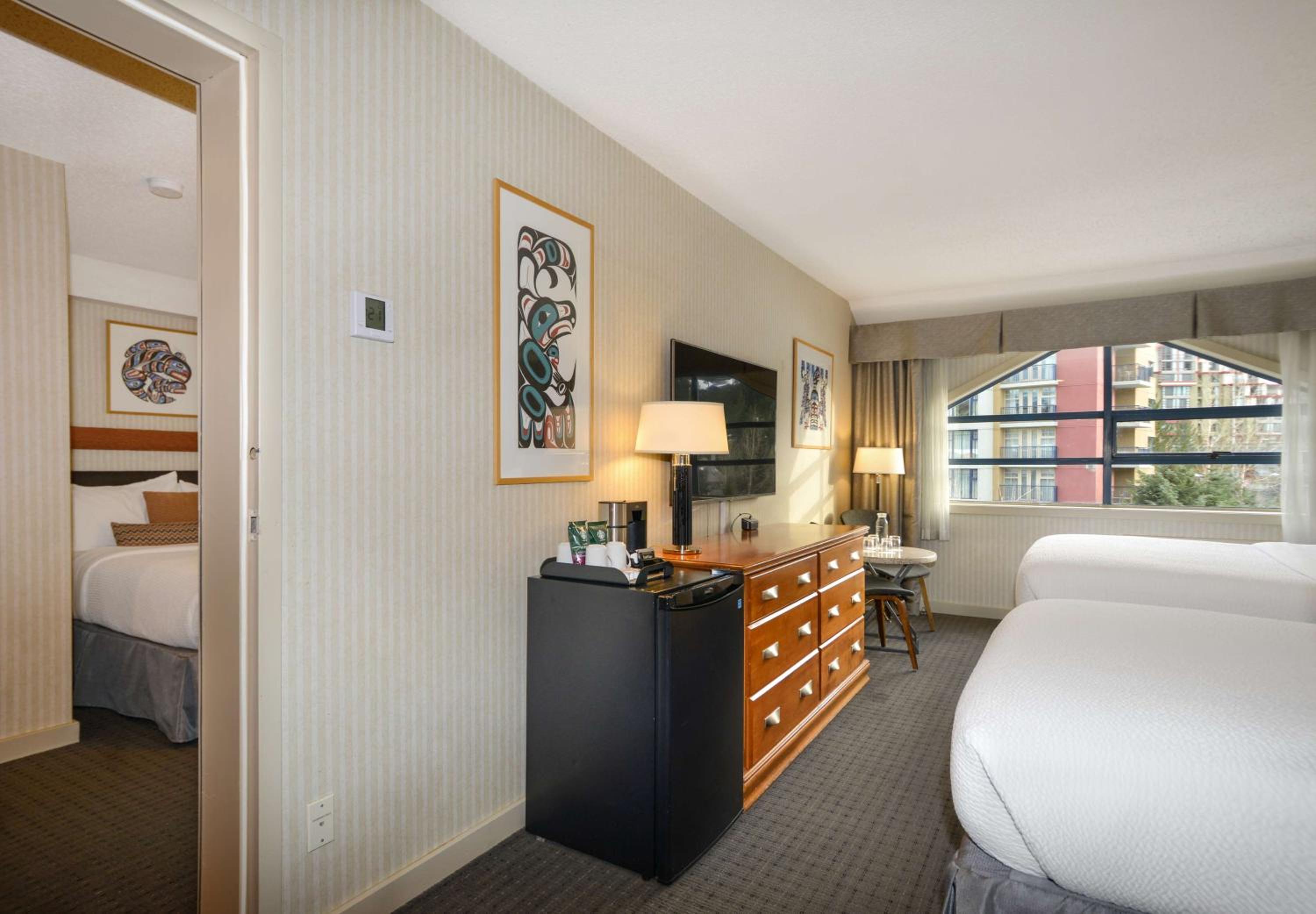Coast Premium, Two Queens - Photo 9