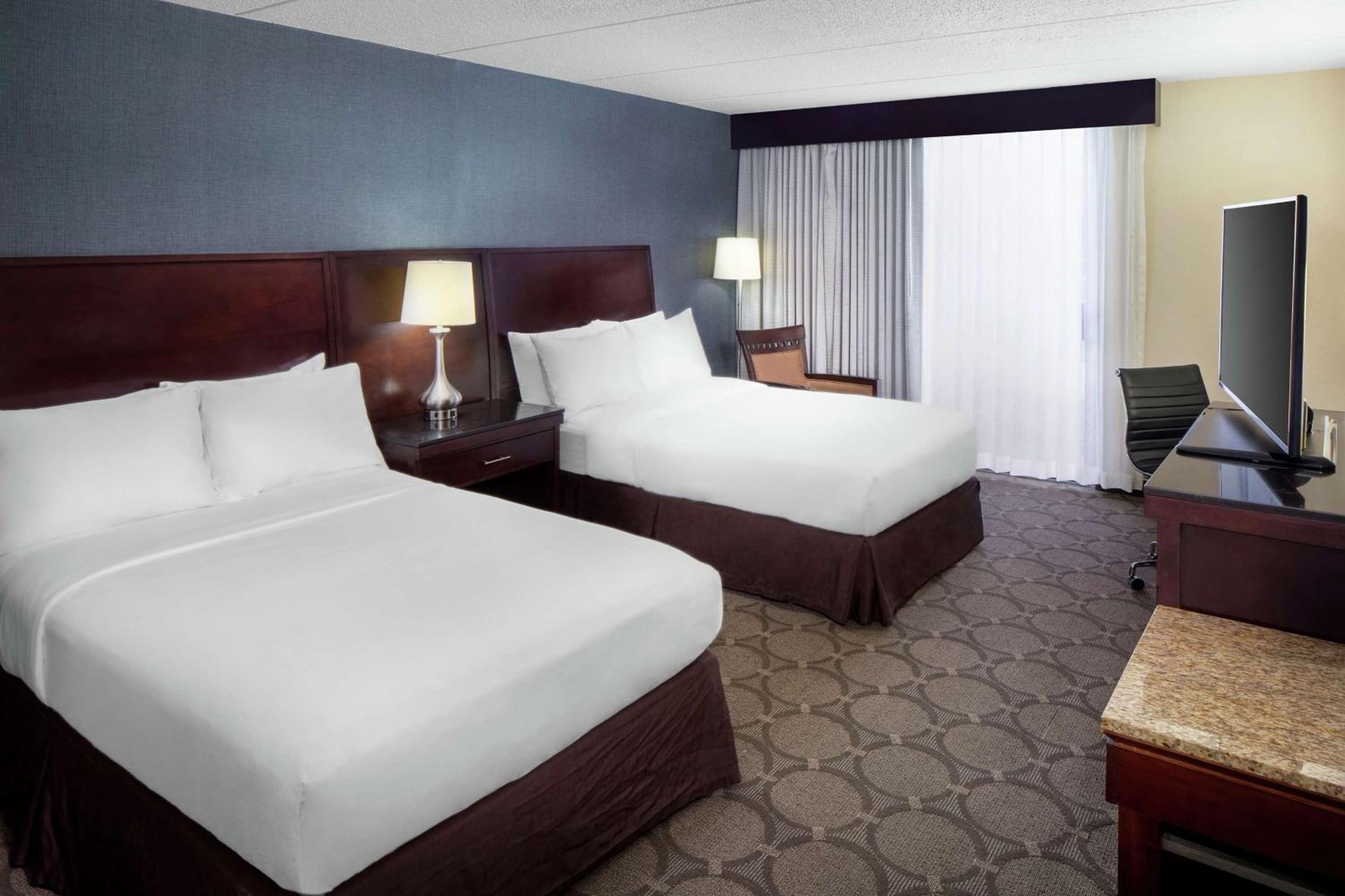 Double Room with Two Double Beds - Non-Smoking - Photo 3