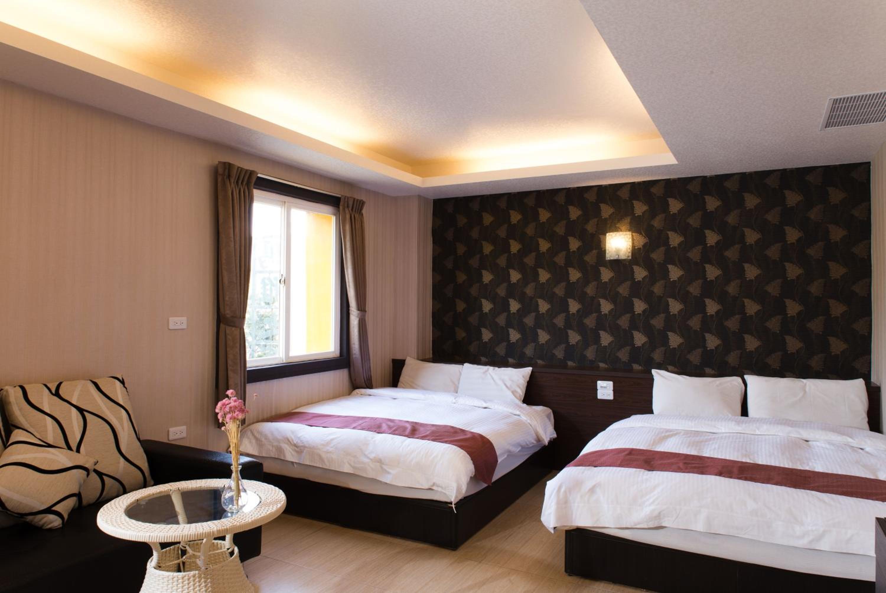 Quadruple Room with Mountain View photo 1