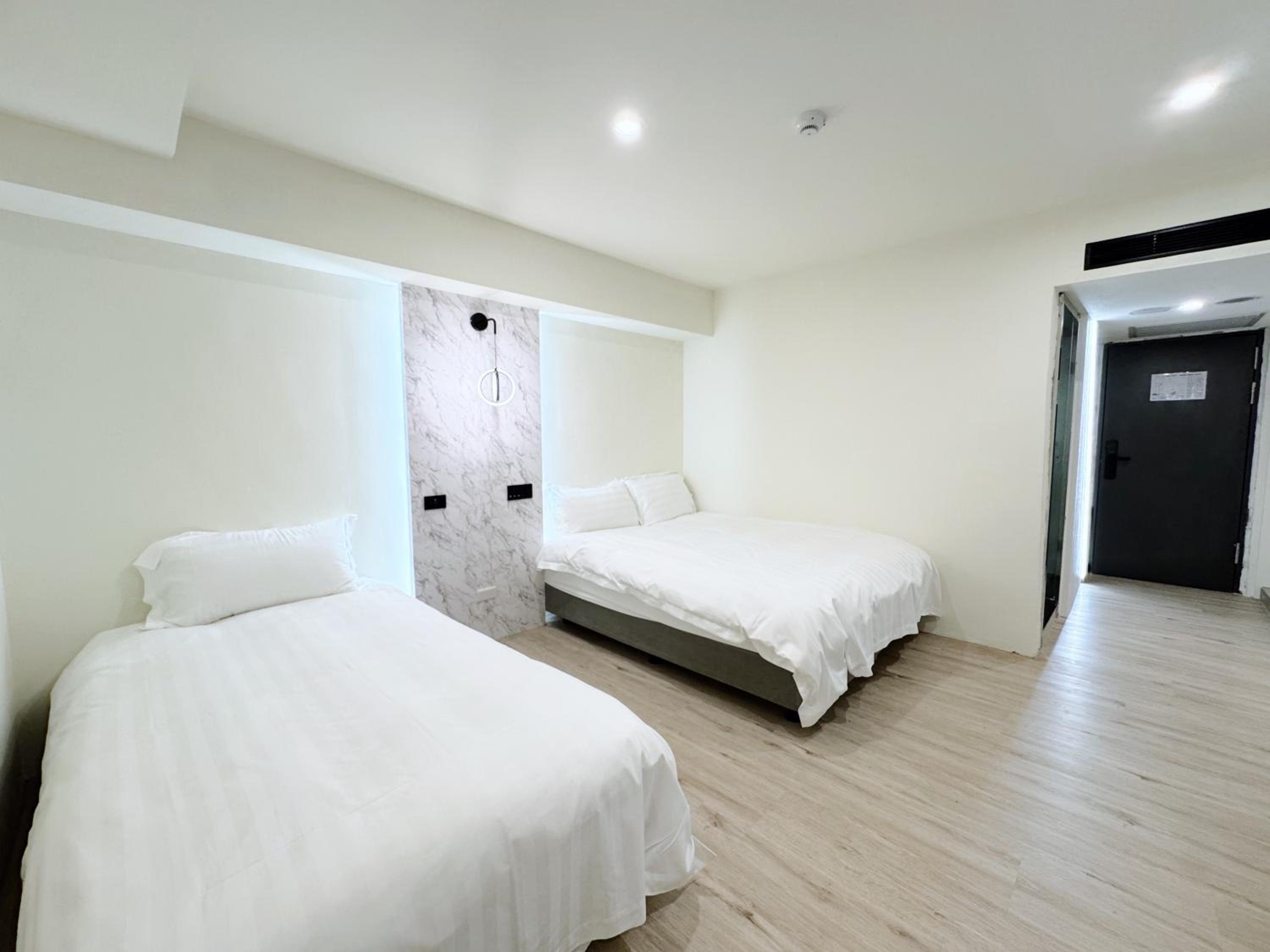 Deluxe Triple Room photo 3