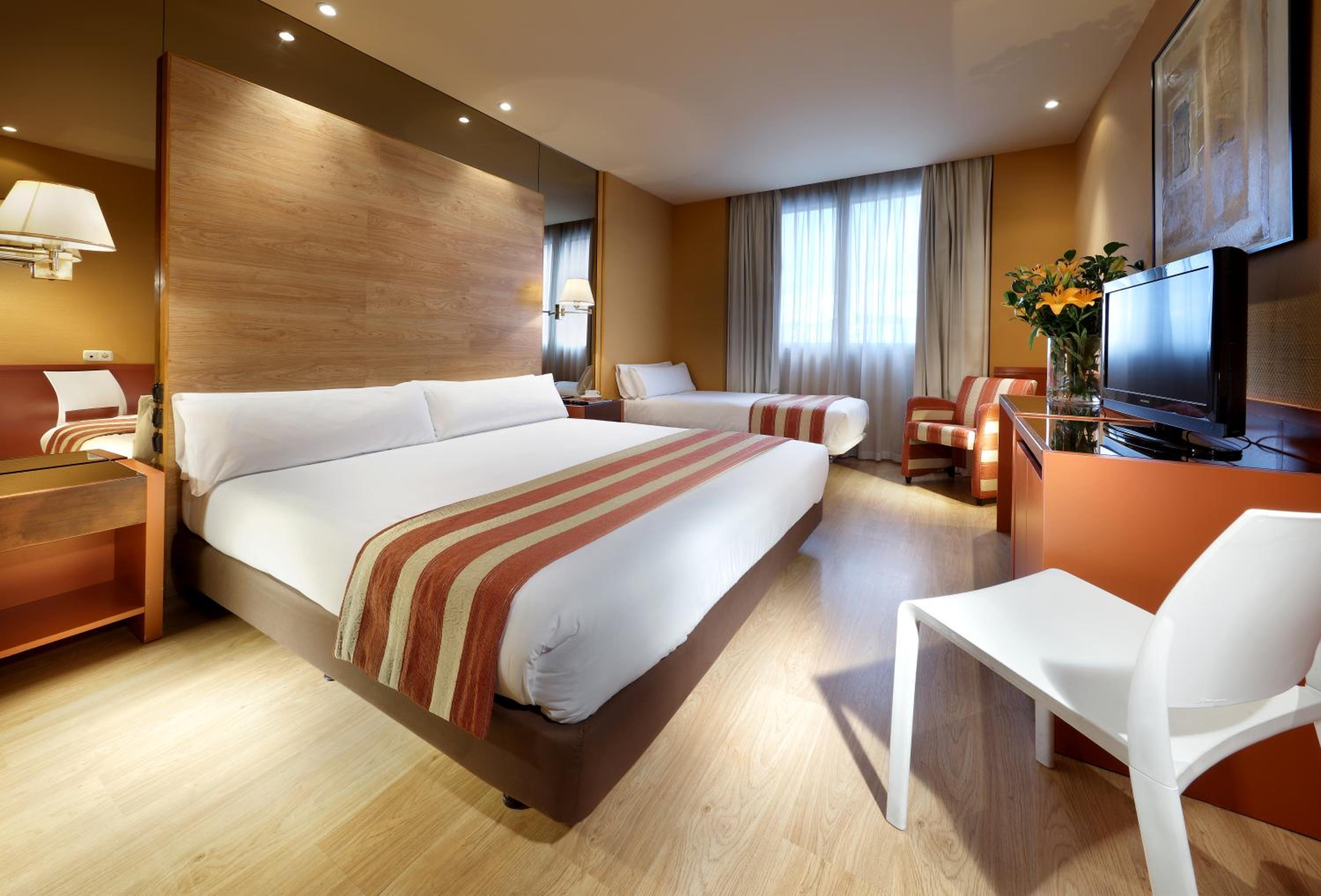 Triple Room