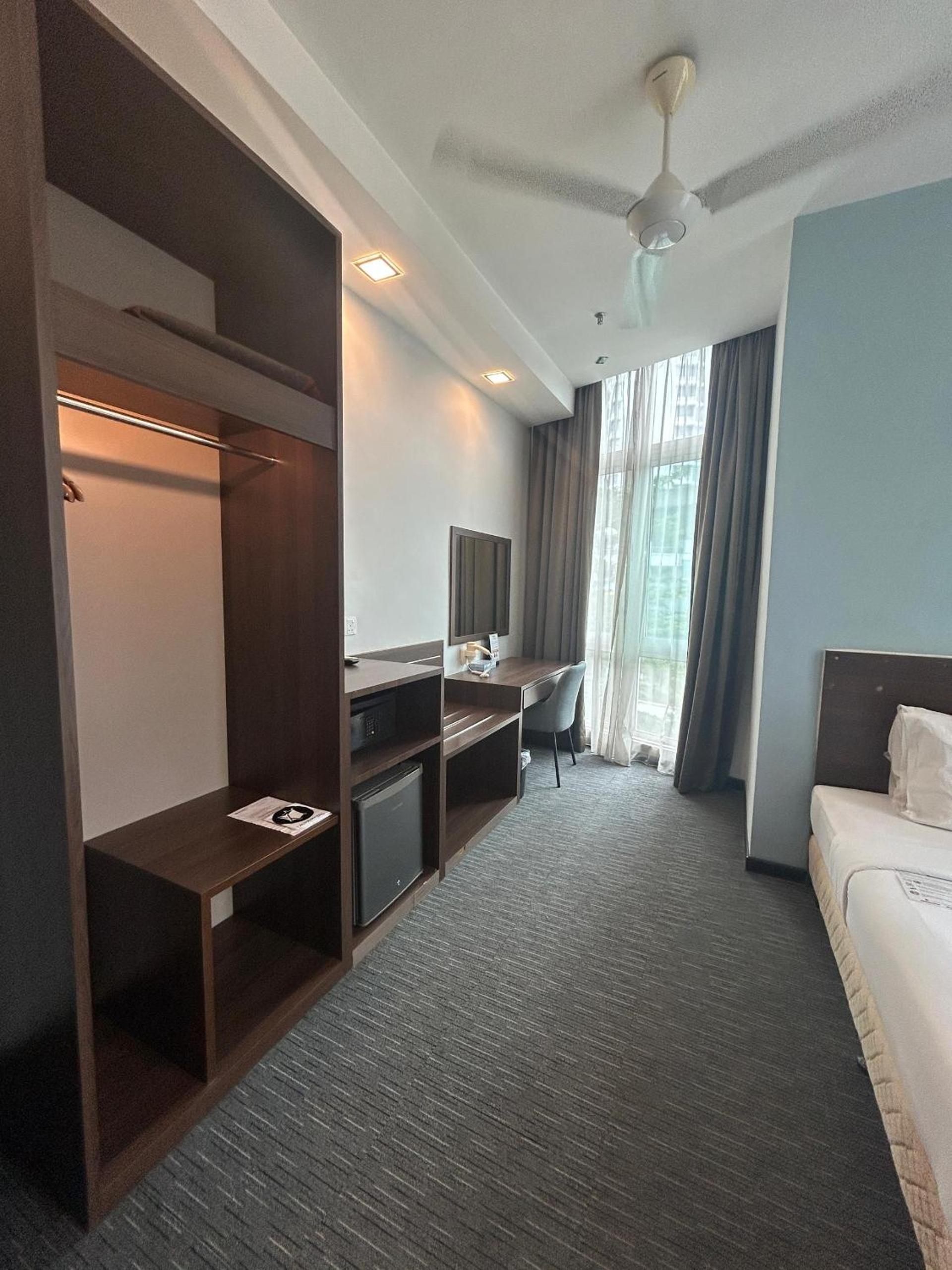 Double or Twin Room photo 2