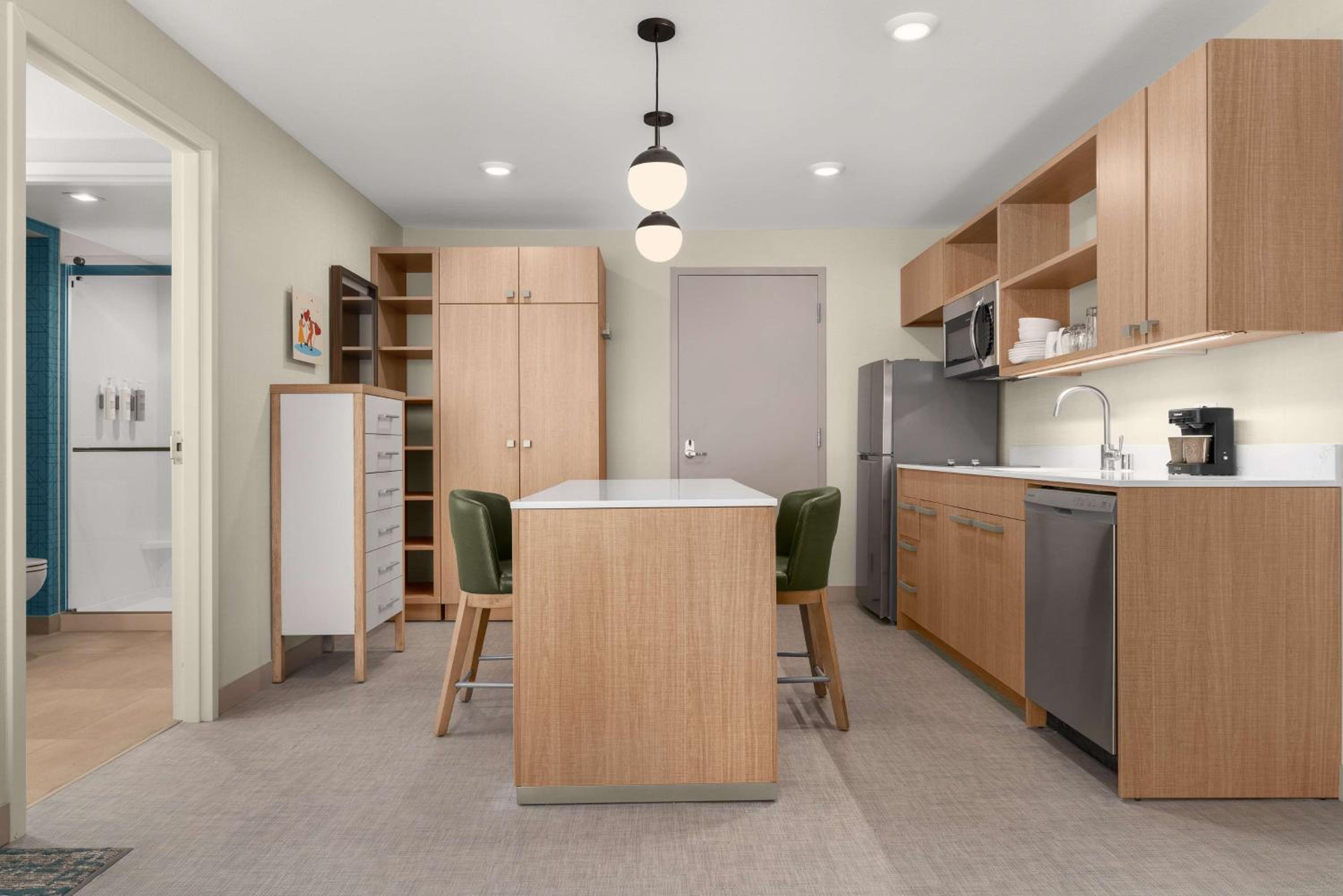 King Studio Suite - Photo 5