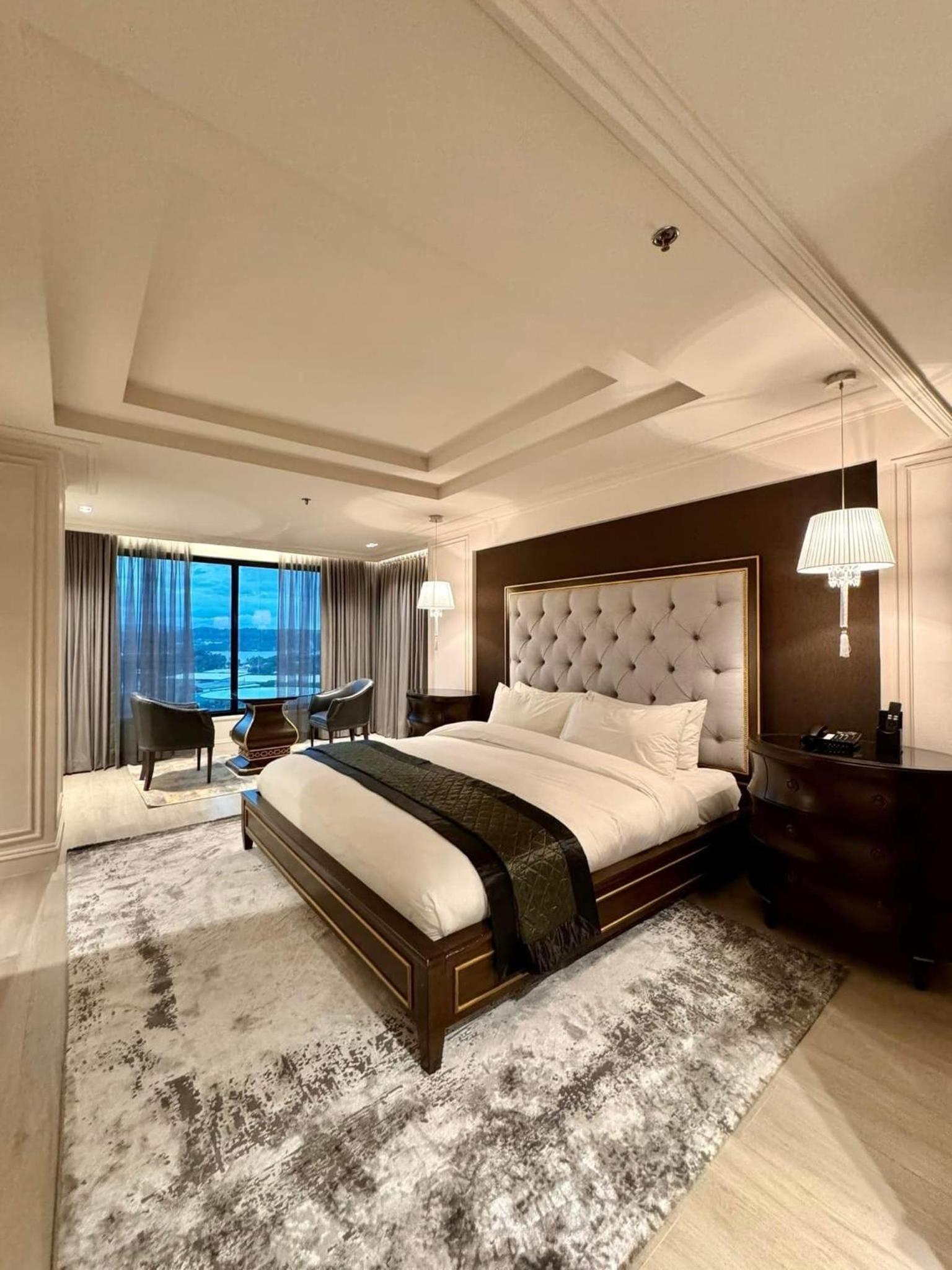 Presidential Suite photo 2