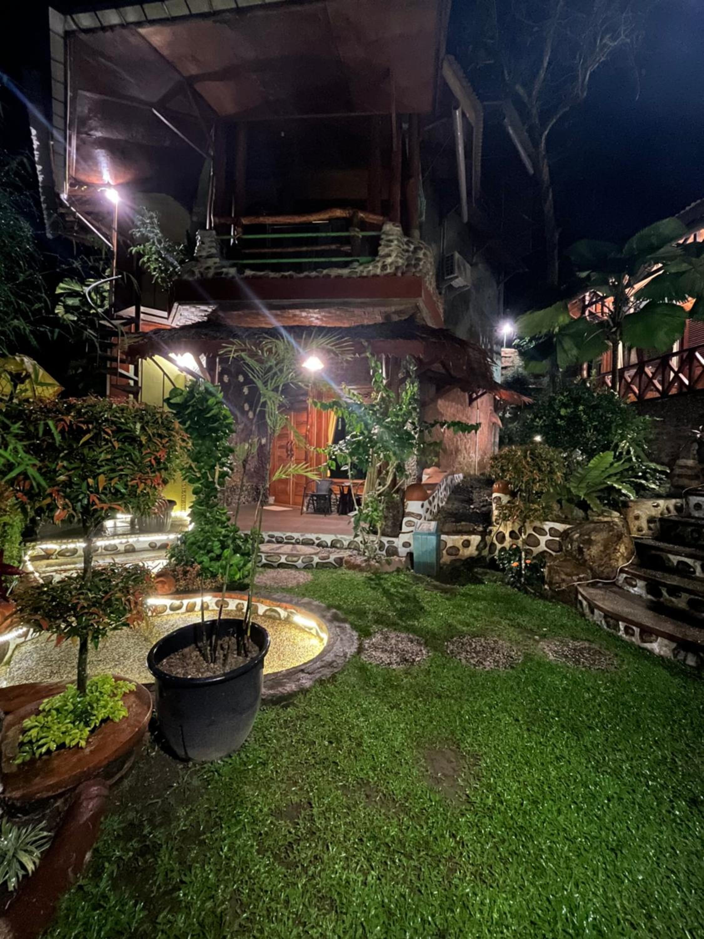 Bungalow with Patio
